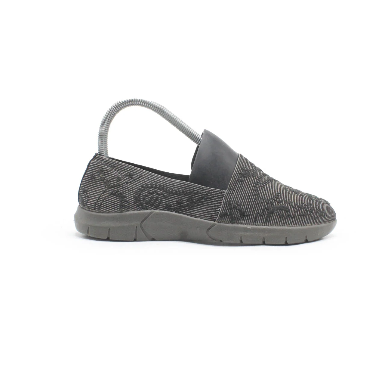BARETRAPS SLIP ON