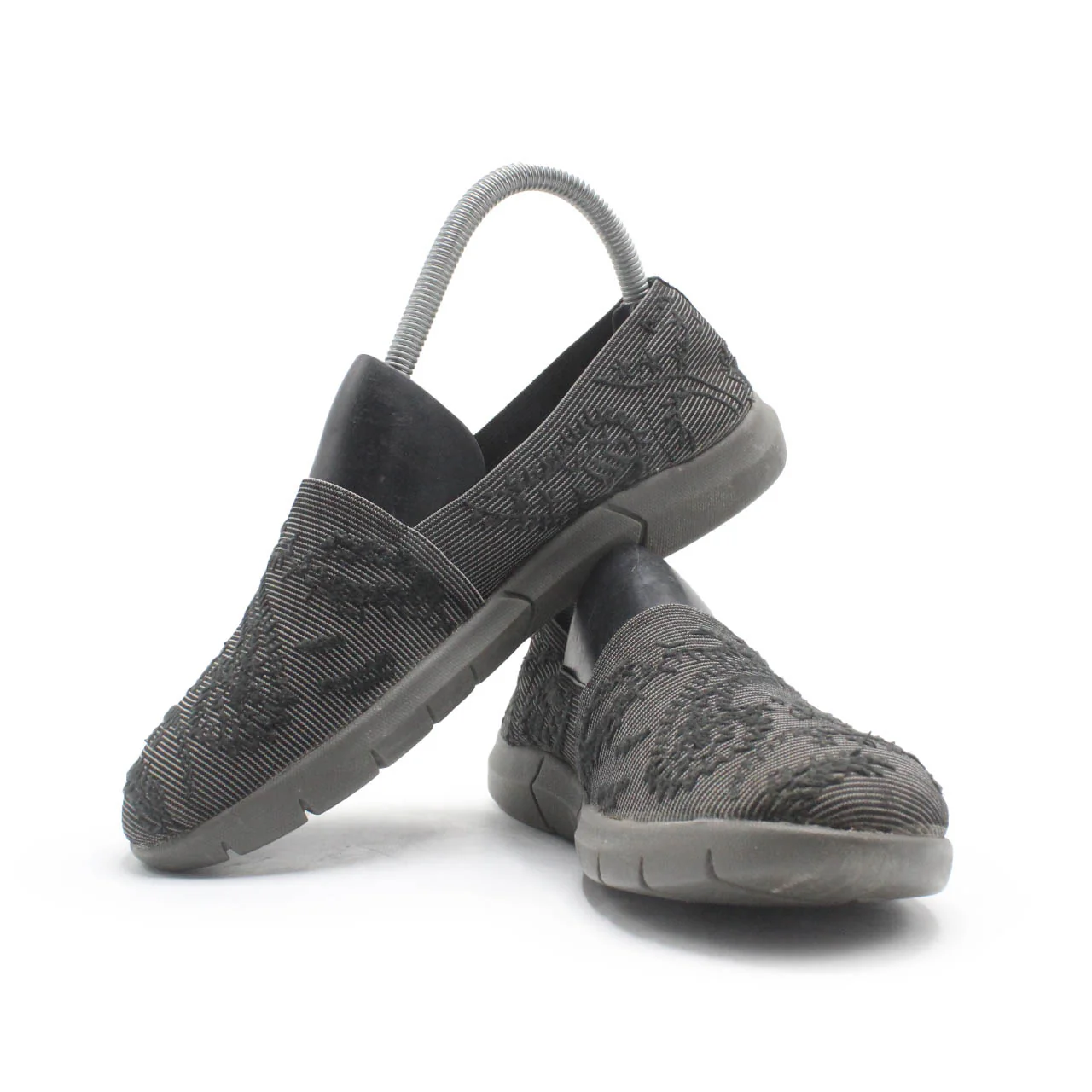 BARETRAPS SLIP ON - Image 2