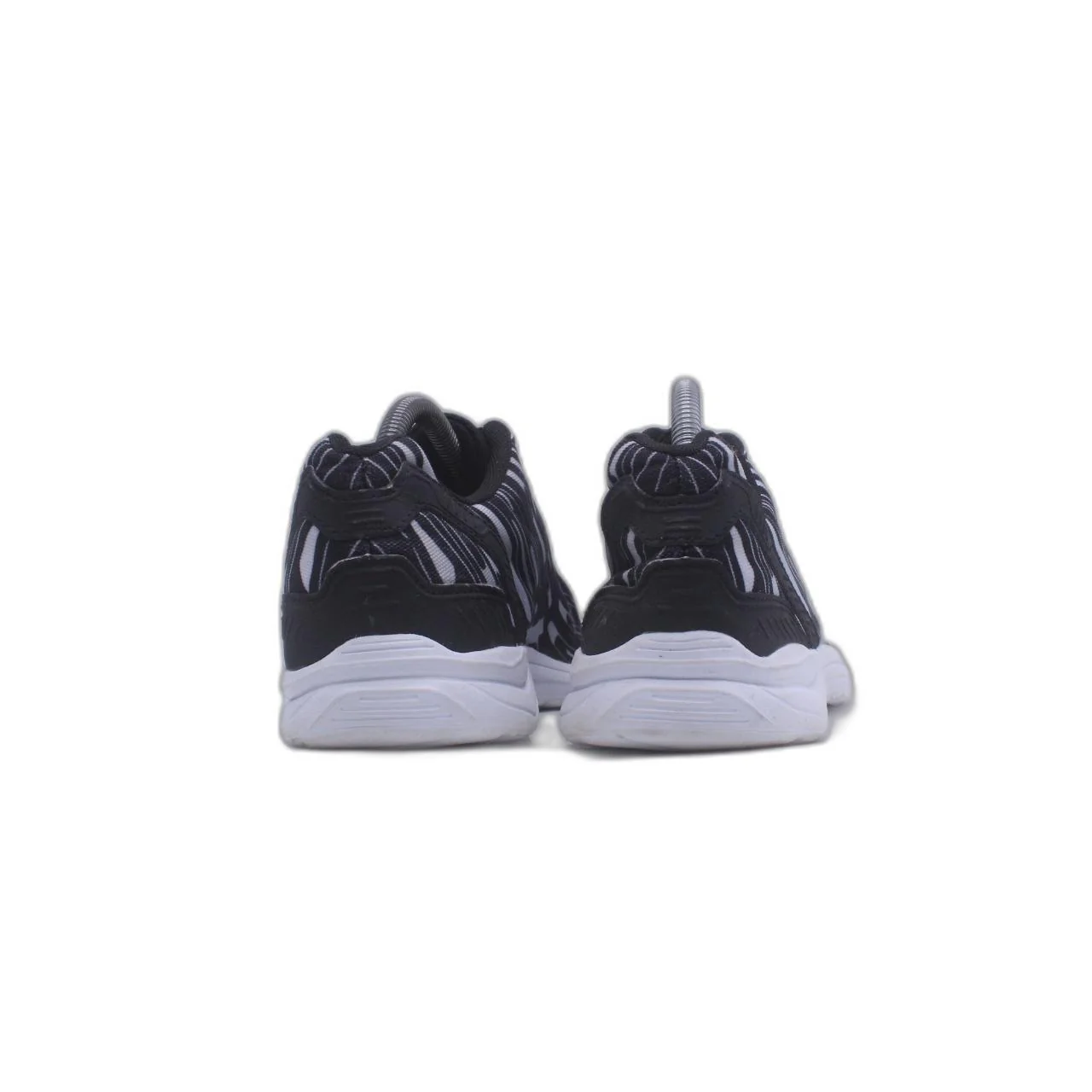 Black Comfortable Sneaker - Image 4
