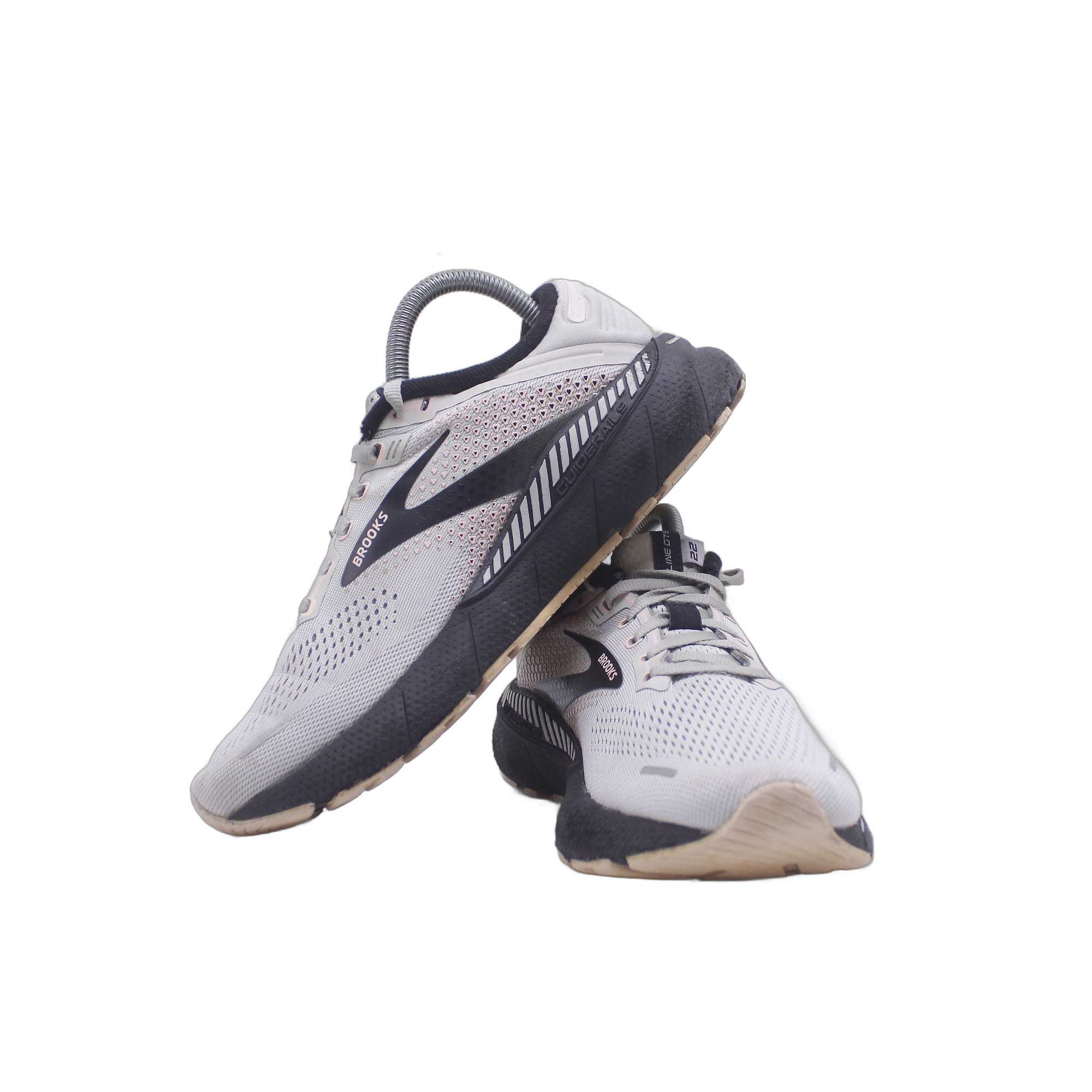 Brooks Adrenaline GTS 22 Road Running Shoe - Image 5