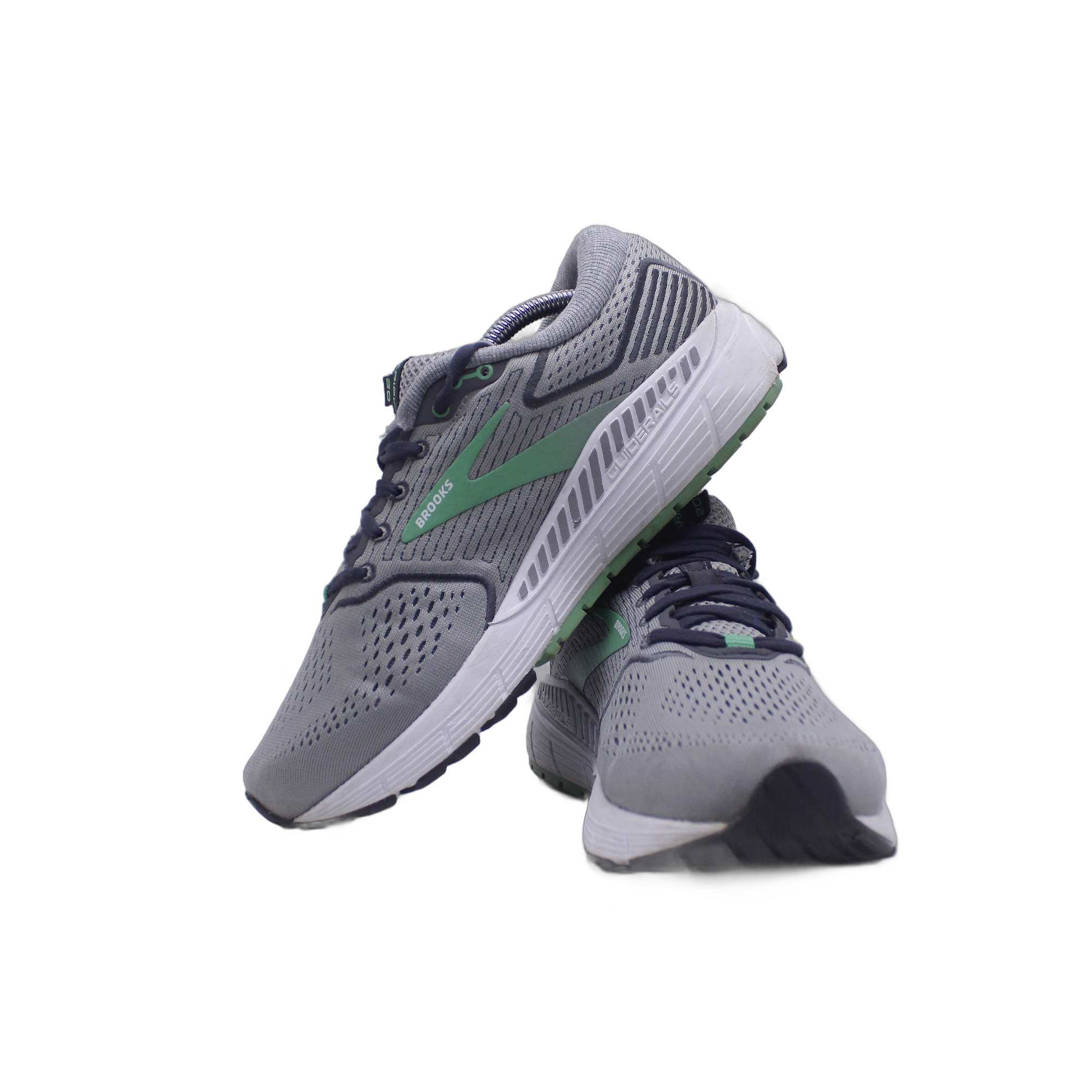 Brooks Ariel 20 Sneaker - Image 5
