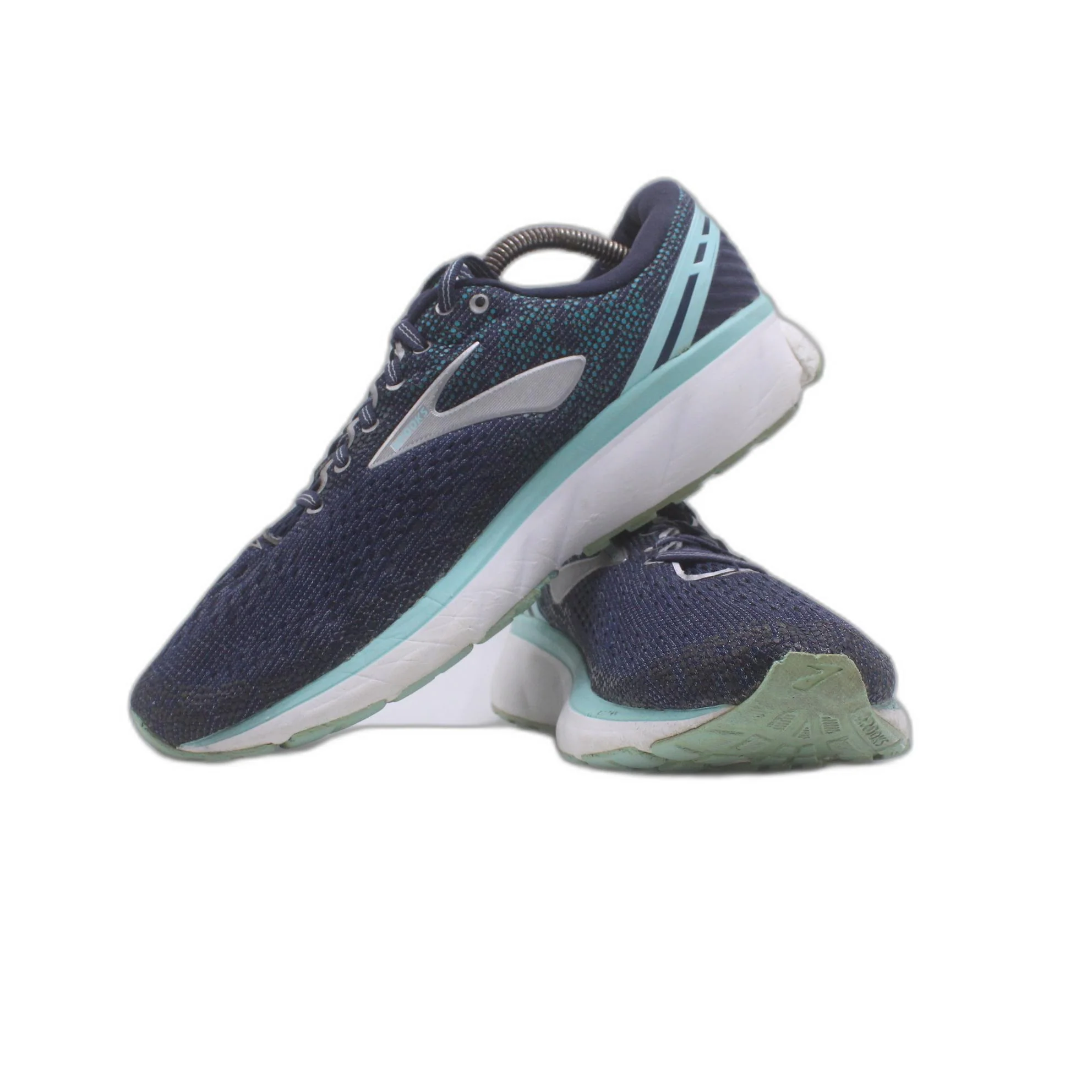 Brooks Ghost 11 Women's Sneaker - Image 5