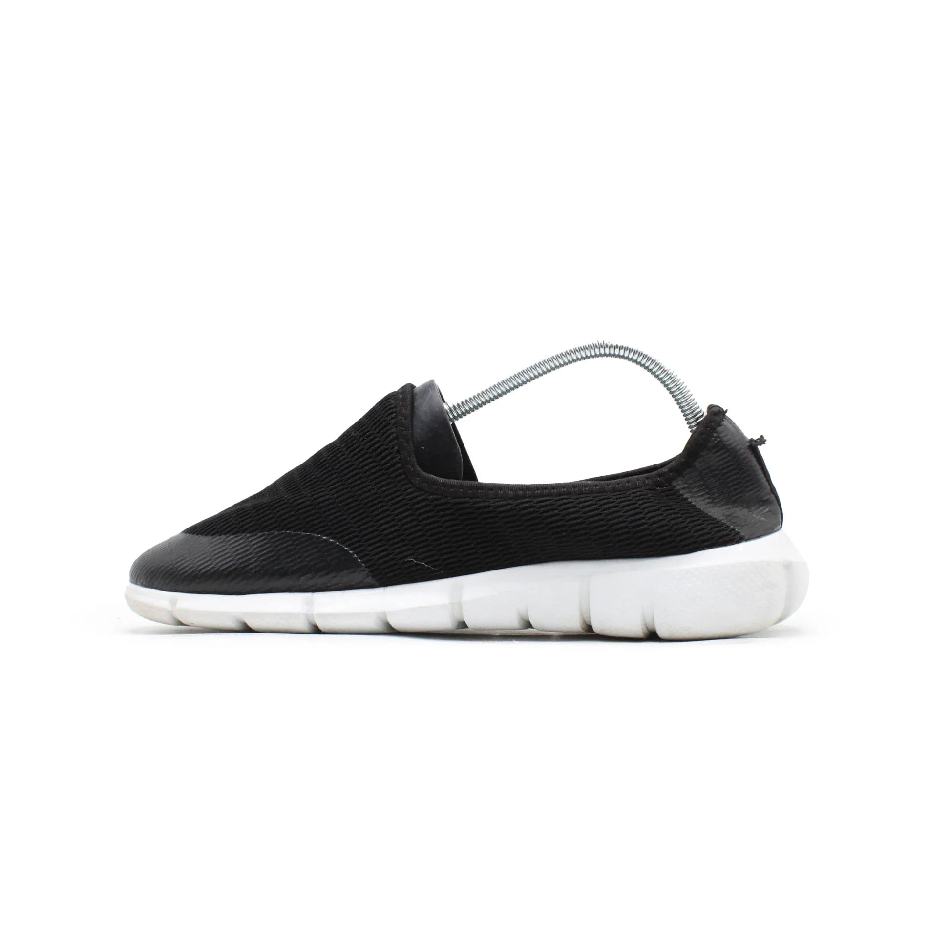 CLASSIC BLACK SLIP ON - Image 3