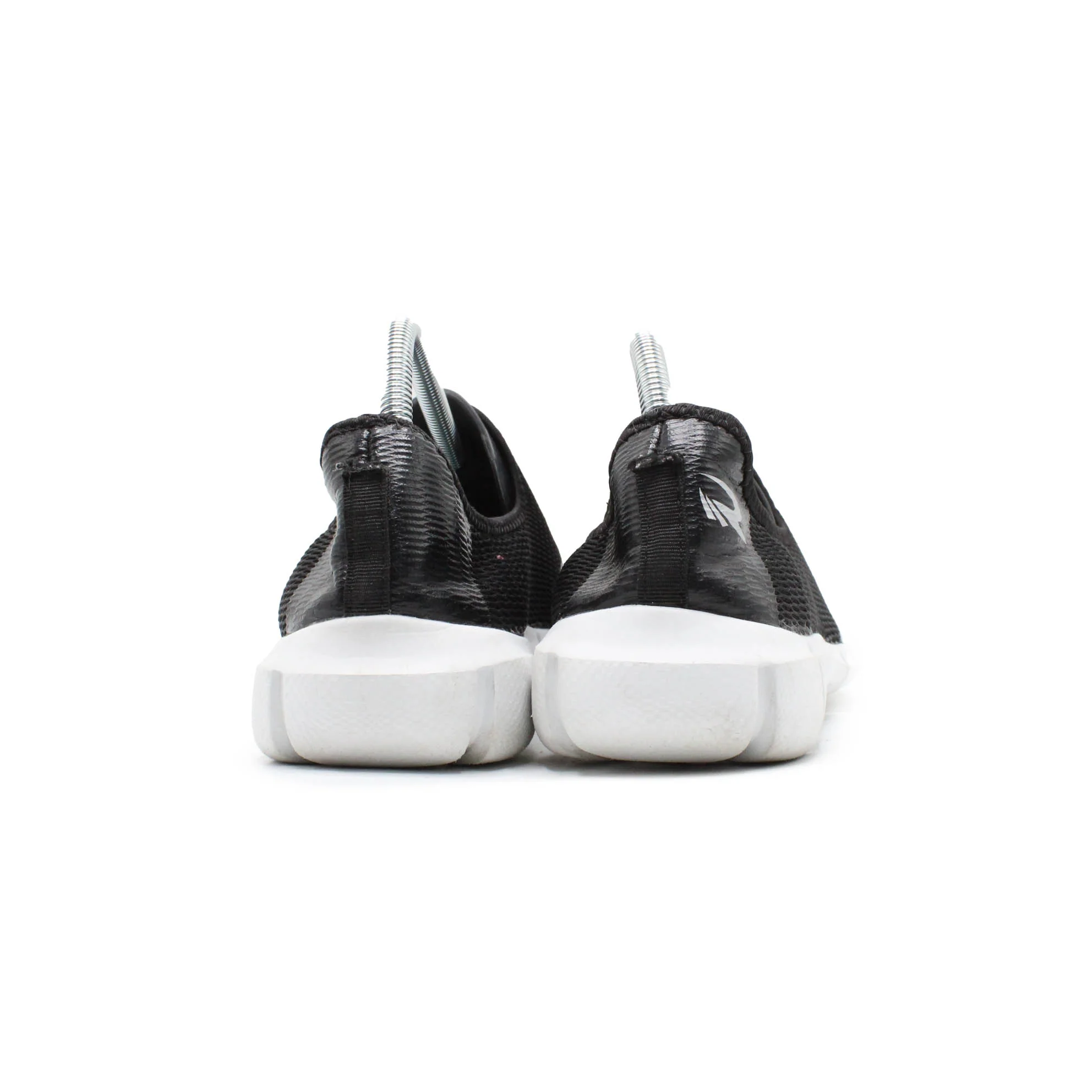 CLASSIC BLACK SLIP ON - Image 5