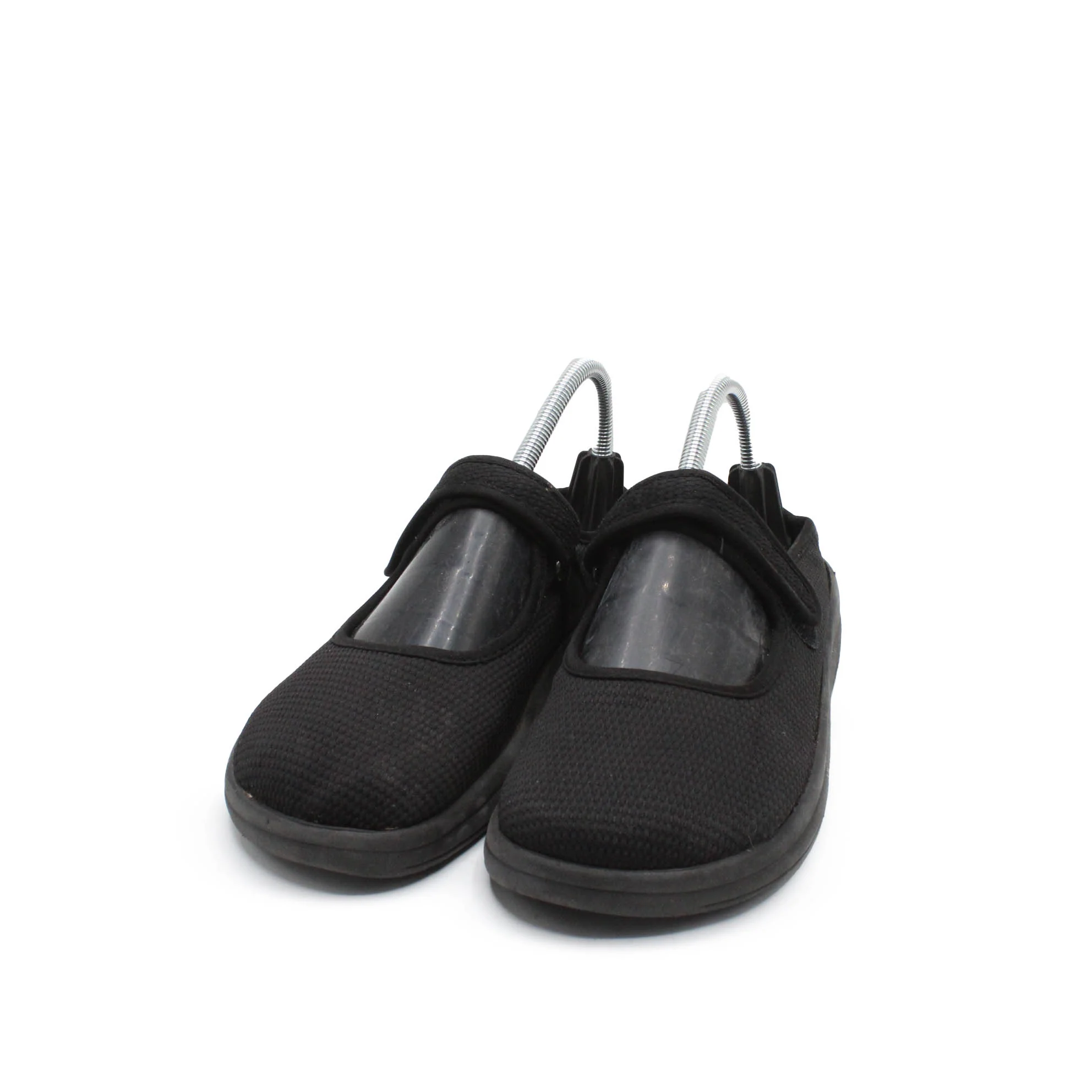 CLASSIC BLACK SLIP ON - Image 2