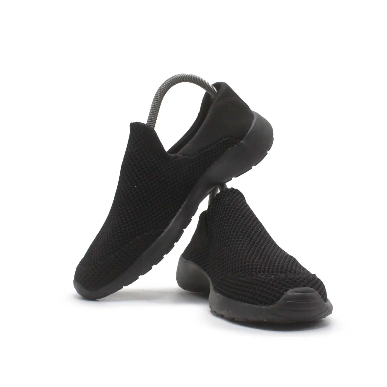 CLASSIC BLACK SLIP ON - Image 2