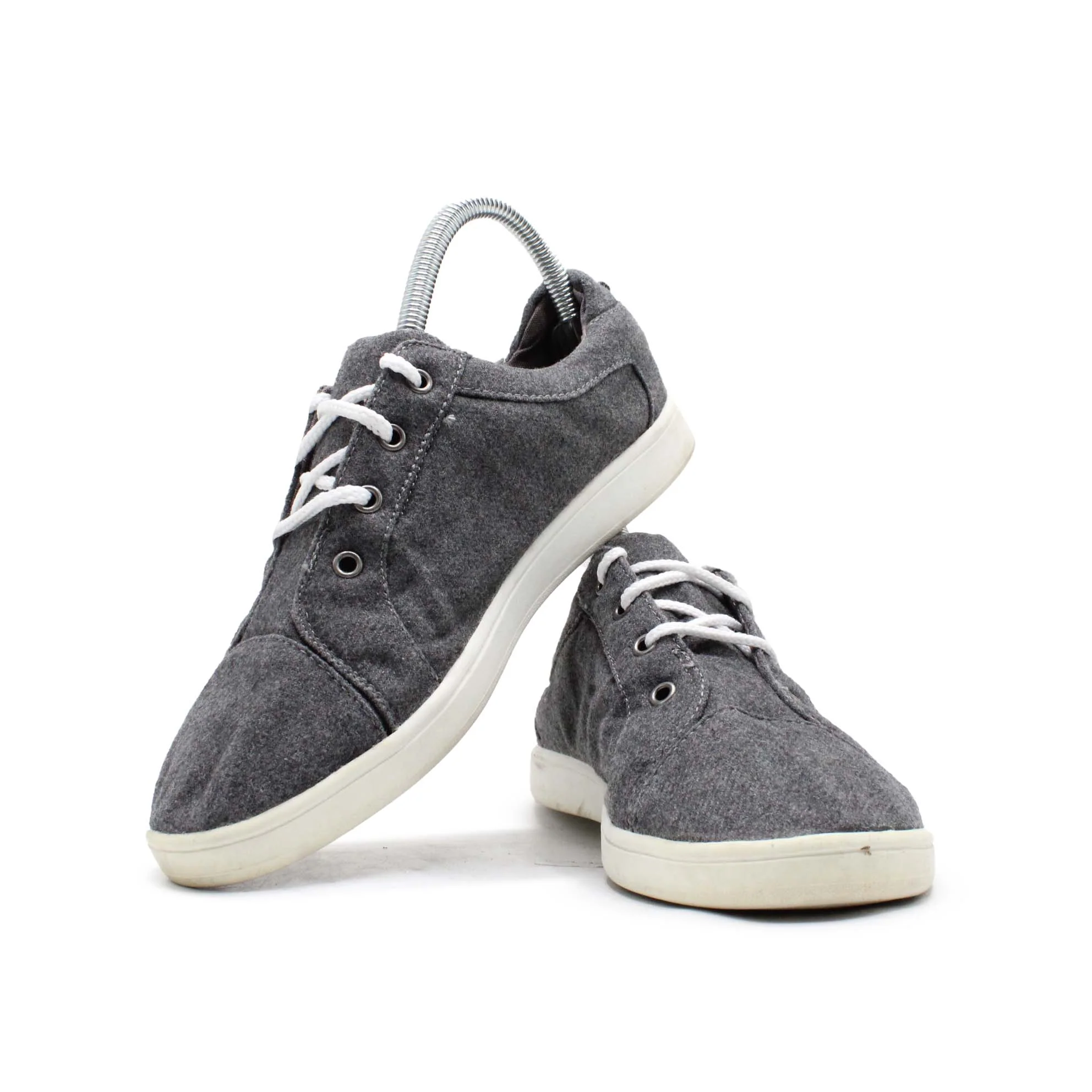CLASSIC GREY SNEAKER - Image 2
