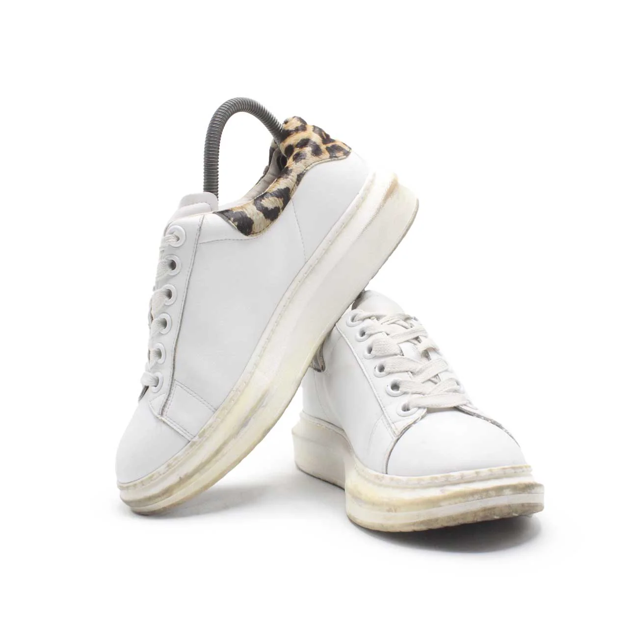 Classic White Women Casual Shoe - Image 2