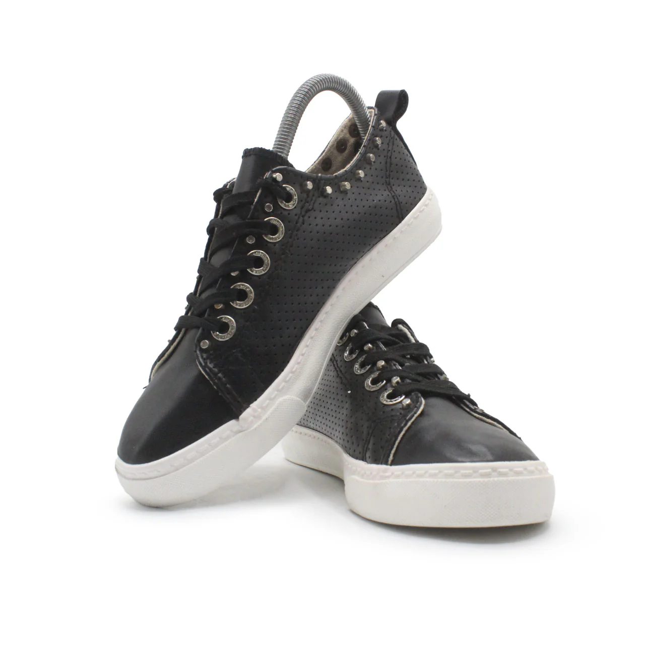 CLASSIC WMNS LEATHER SHOE - Image 2