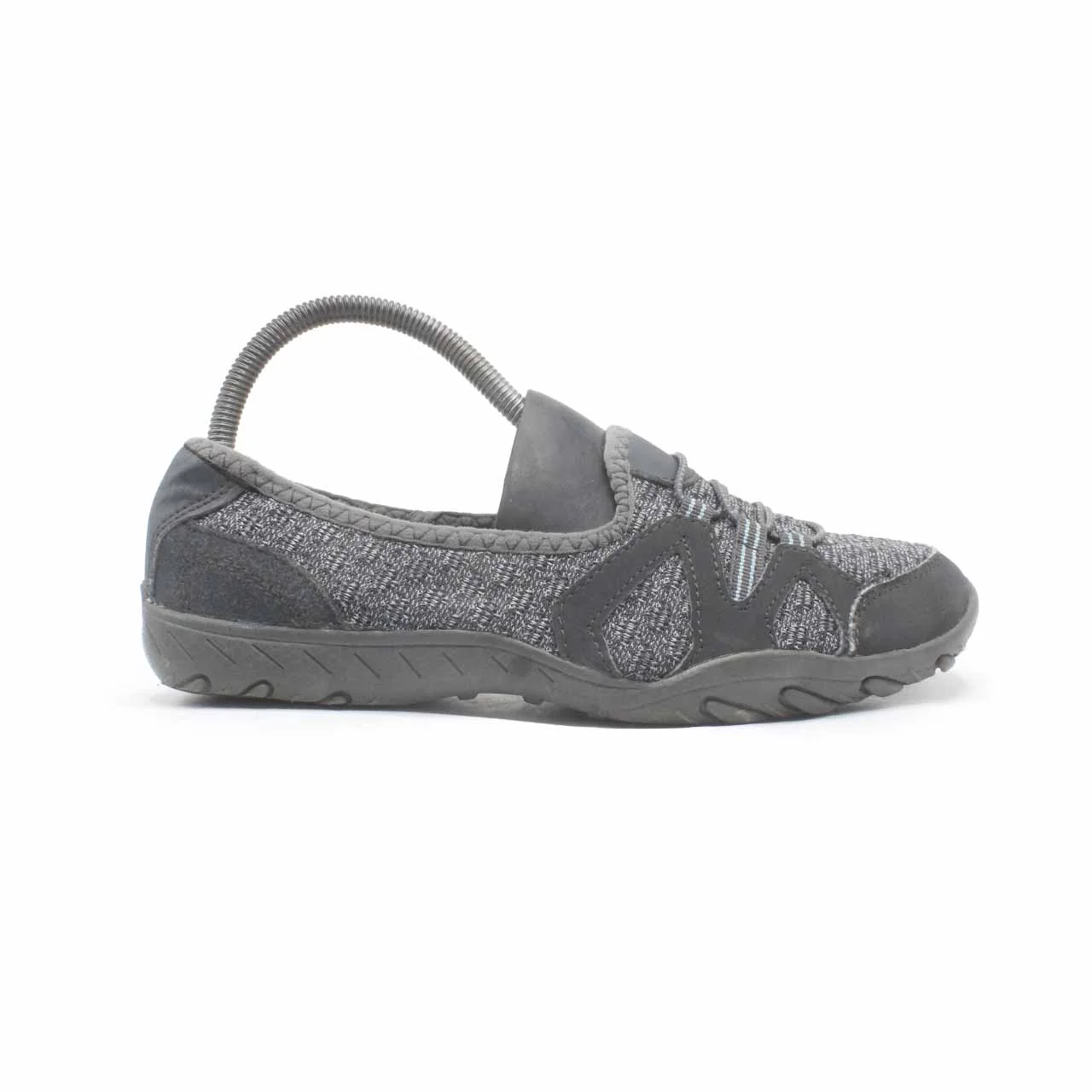 CLASSIC WOMEN SLIP ON