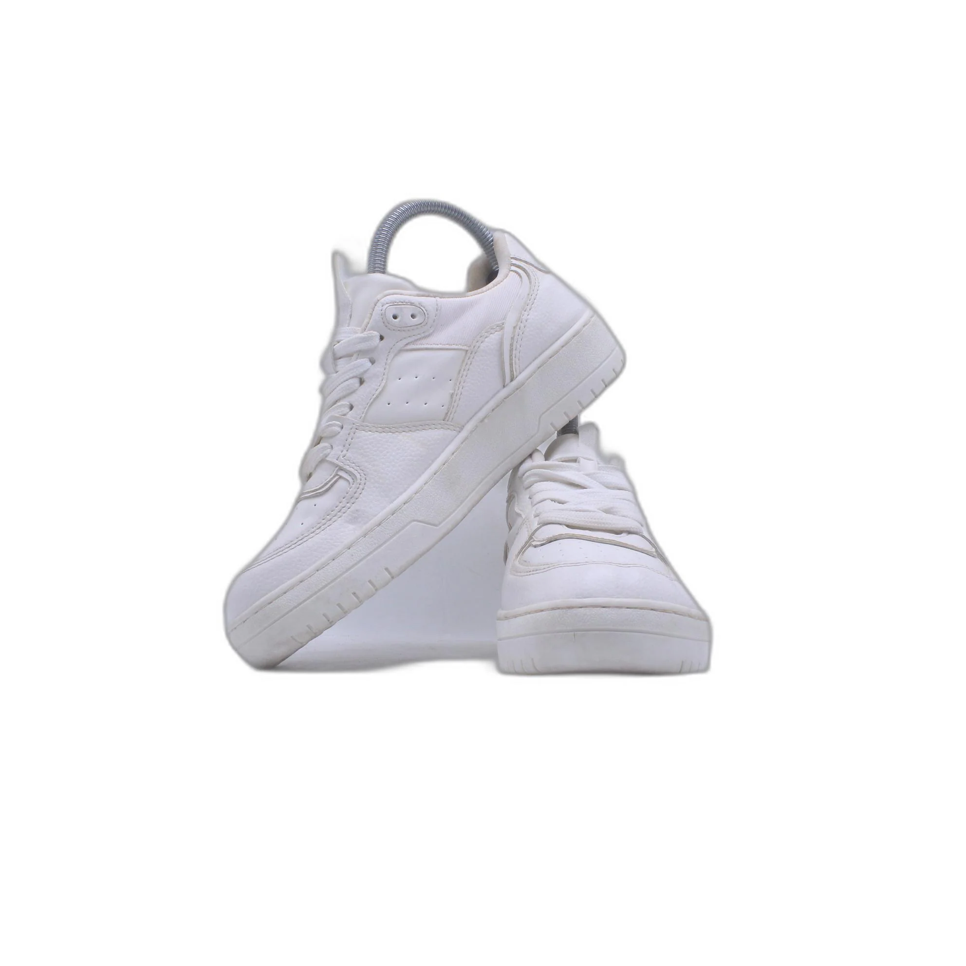 Dark Seer White Shoe - Image 5