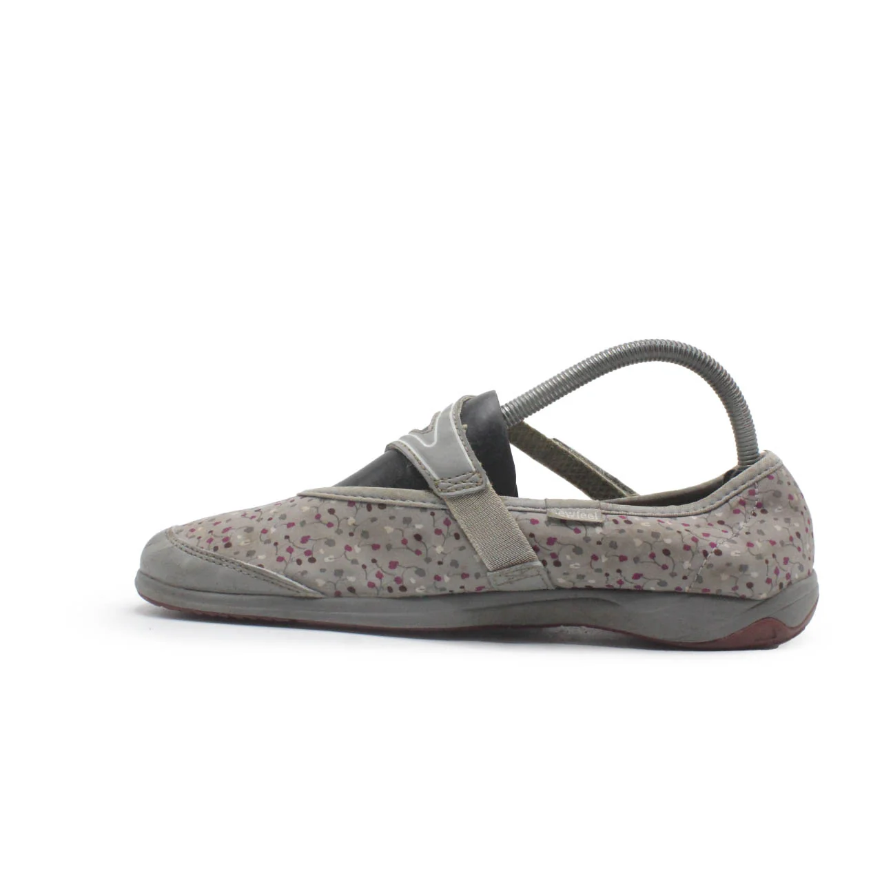 ESSENSOLE WOMENS SLIP ON - Image 3