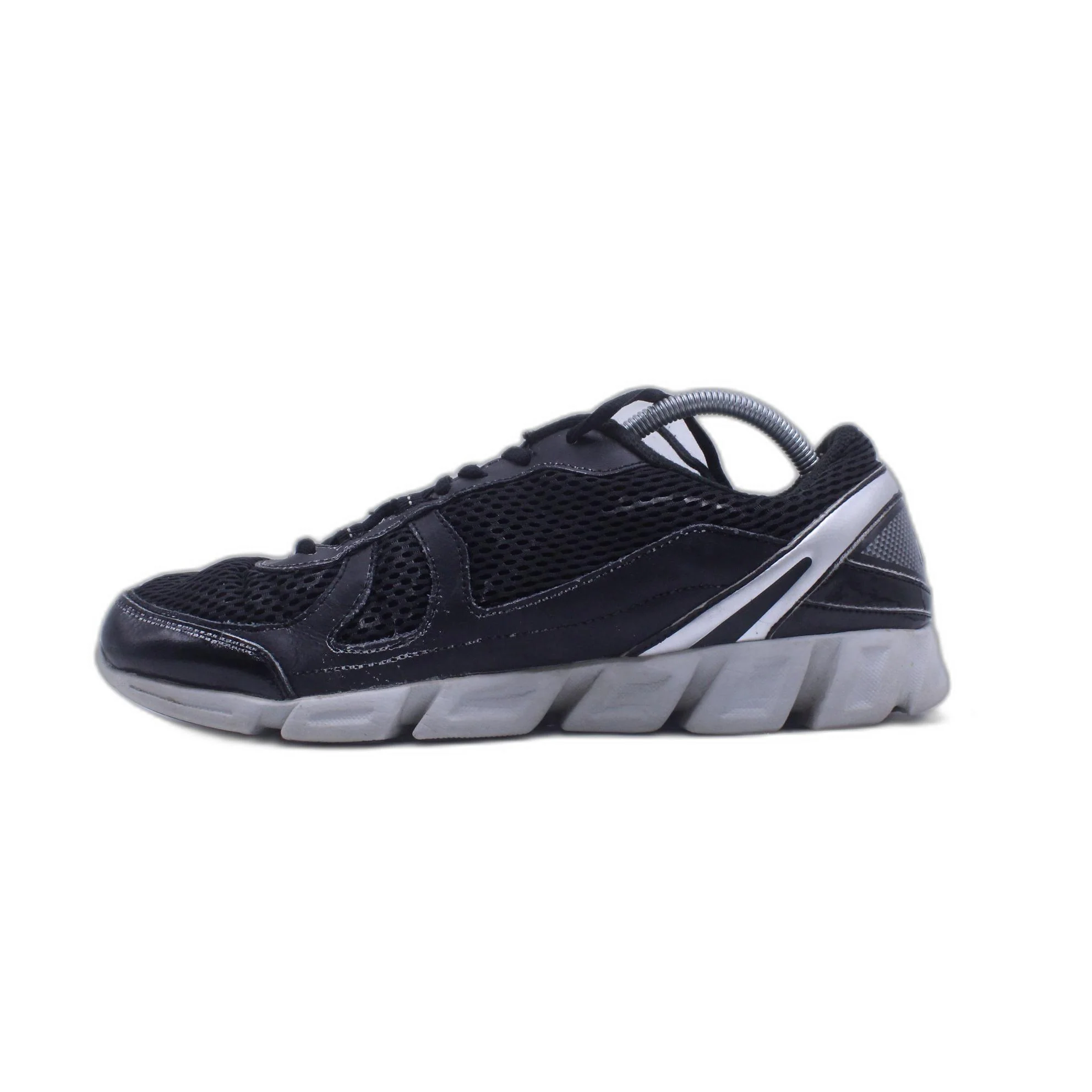 Fila Sport - Fila Ultra Lite Sneaker - Image 2