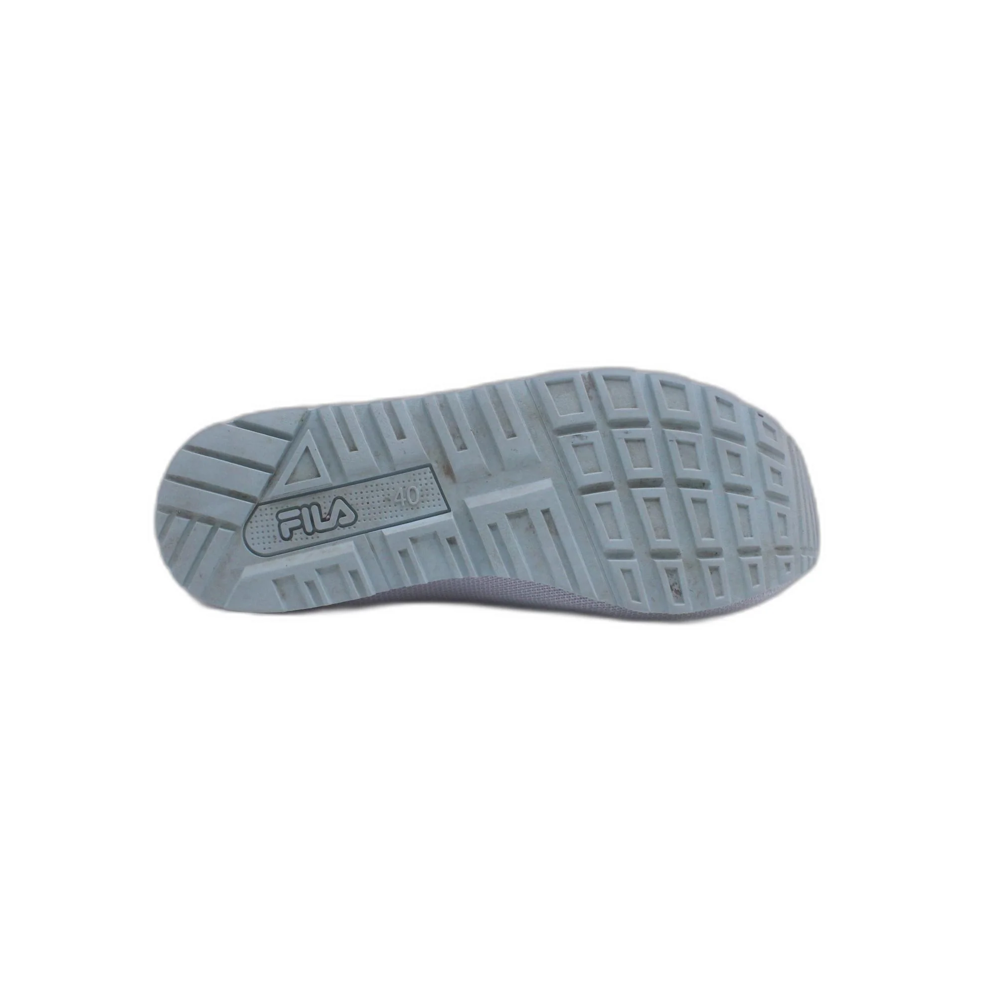 Fila women's athletic shoe - Image 3