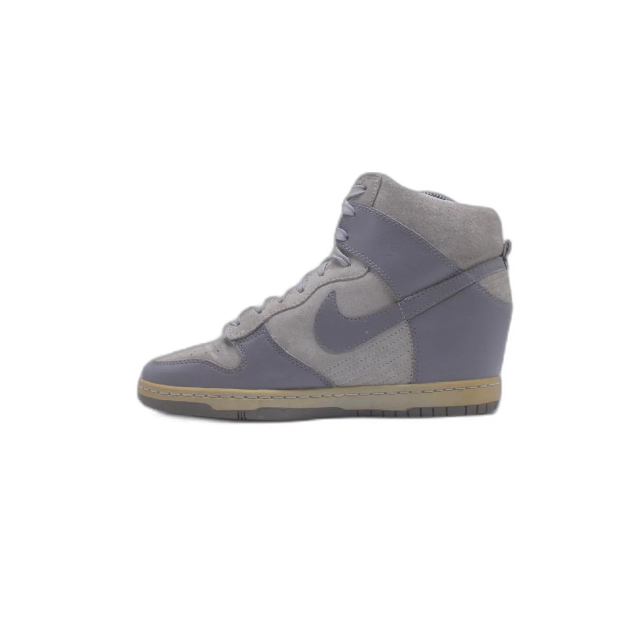 Jordan 1 Retro x Travis Scott Cactus Jack Velvet Sneaker - Image 2