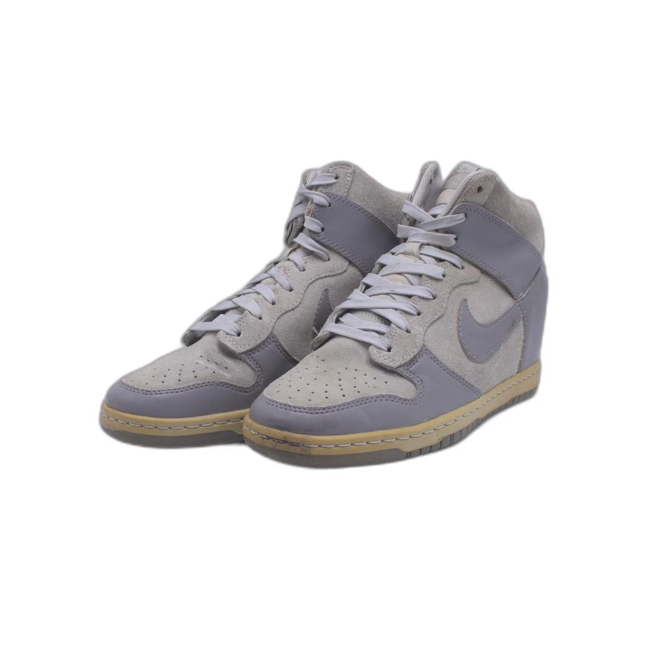 Jordan 1 Retro x Travis Scott Cactus Jack Velvet Sneaker - Image 5