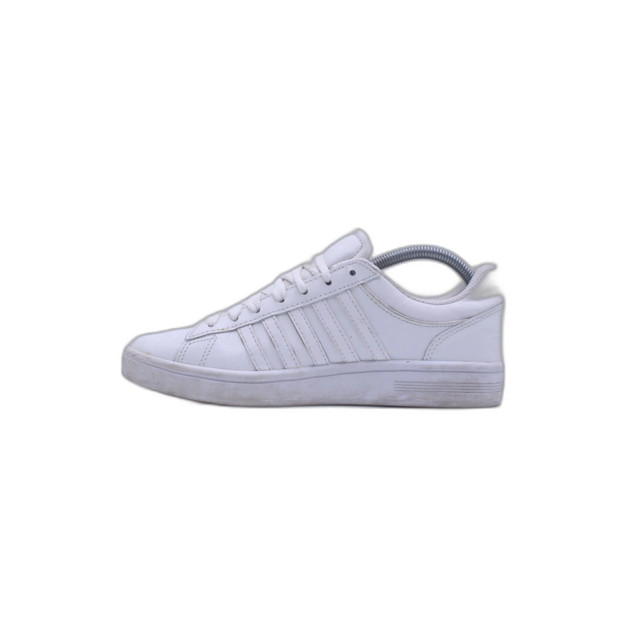 K-Swiss Court Casper White/Corporate Low Sneaker - Image 2