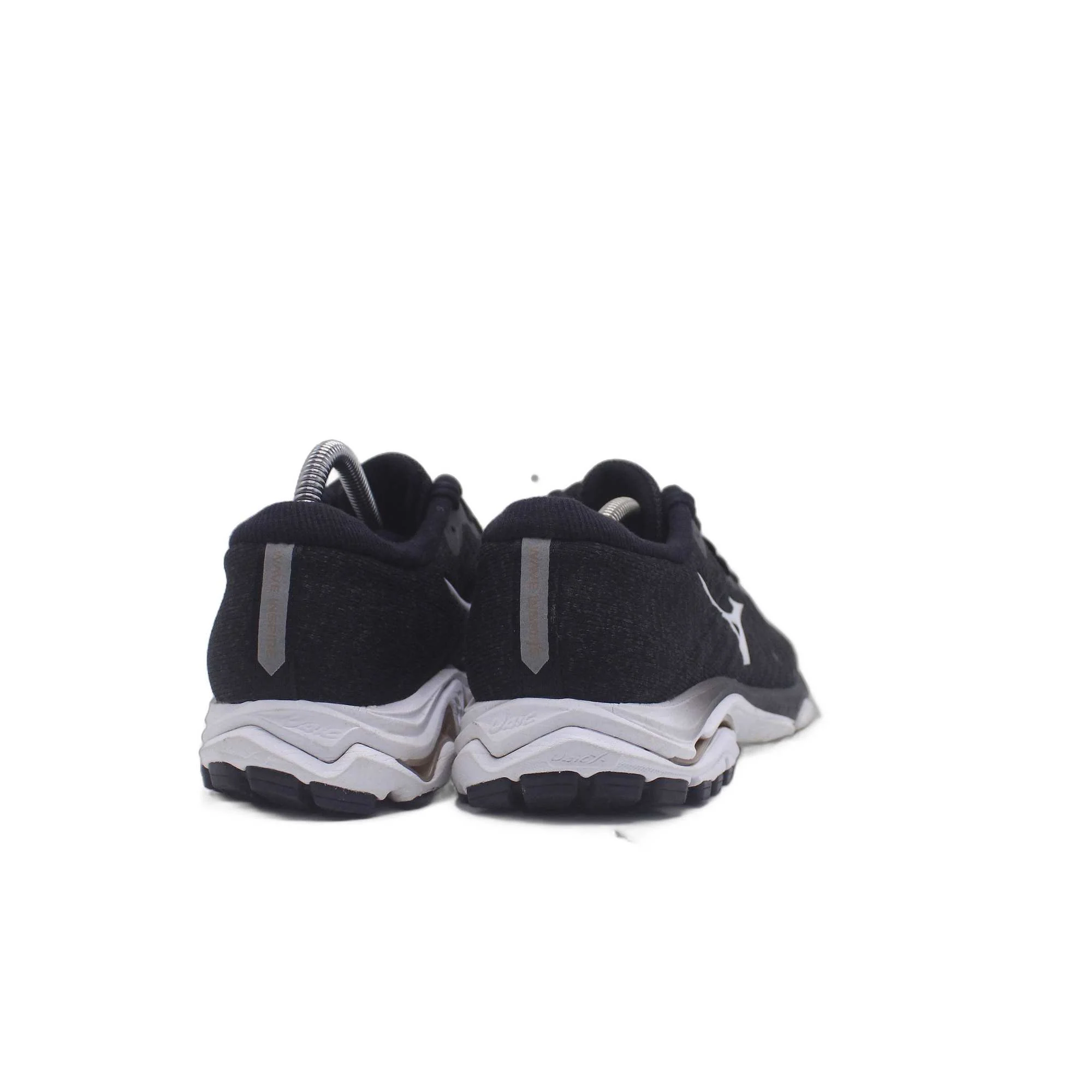 Mizuno Wave Inspire Black Sneaker - Image 4