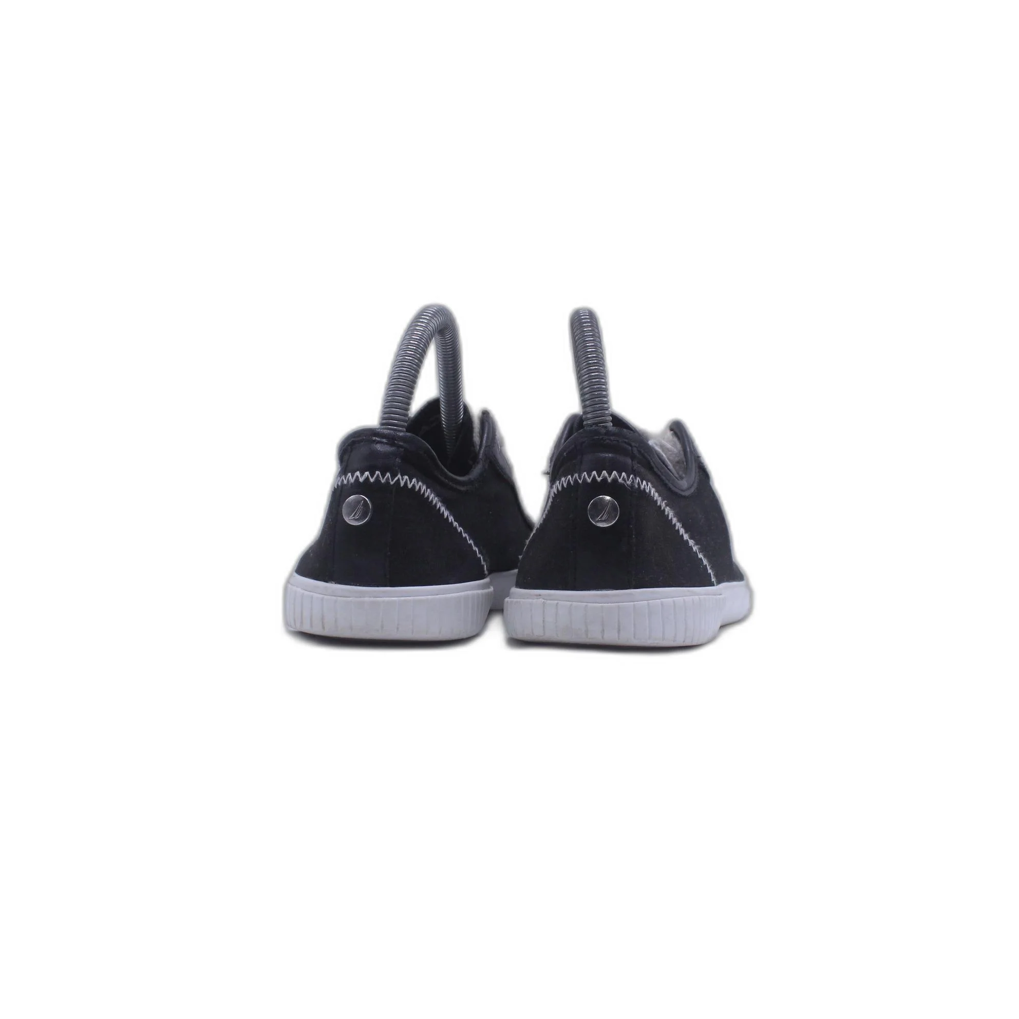 Nautica Youth Girls Casual Sneaker - Image 4