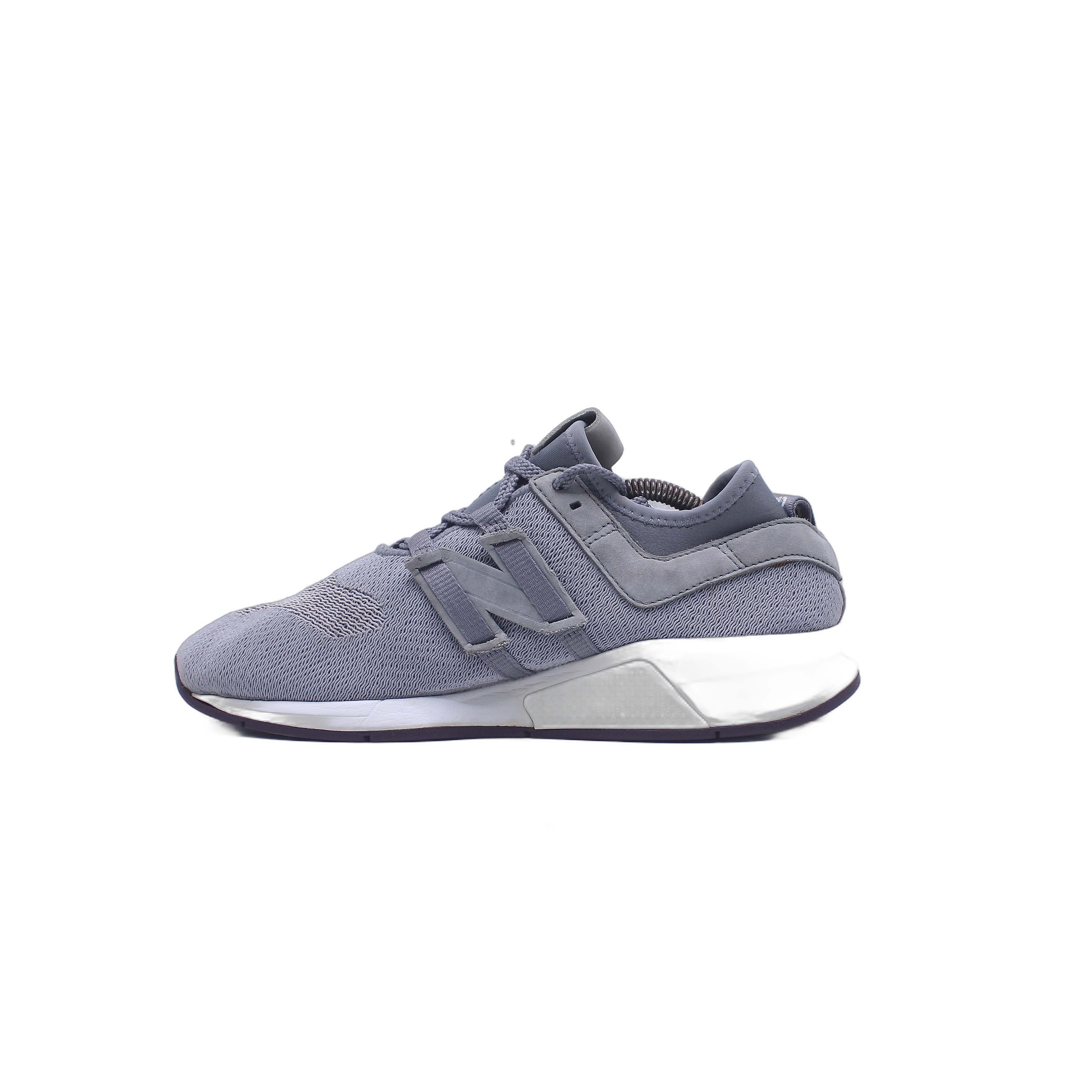 New Balance Sneakers Shoes Gray - Image 2