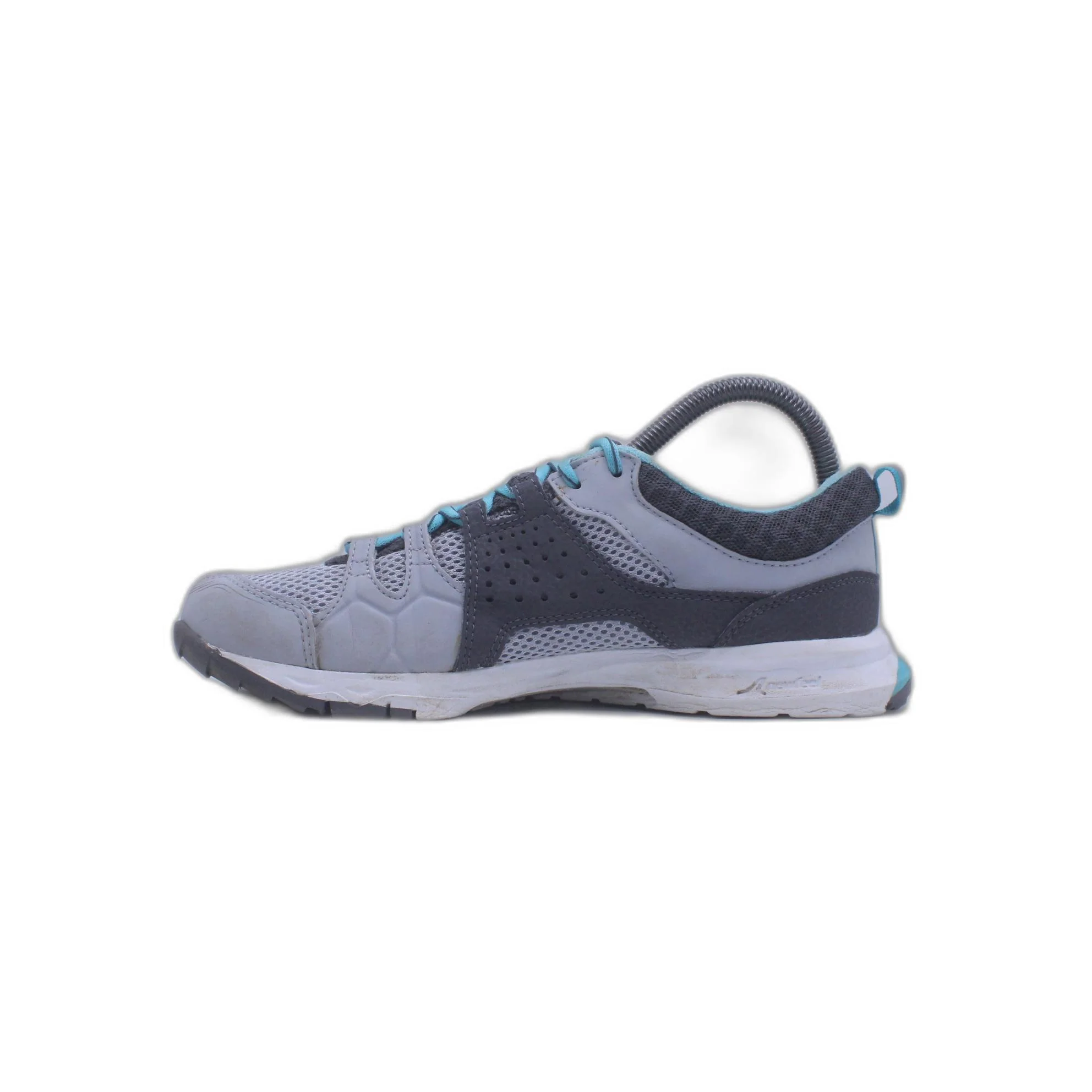 New Feel Gray Sneaker - Image 2