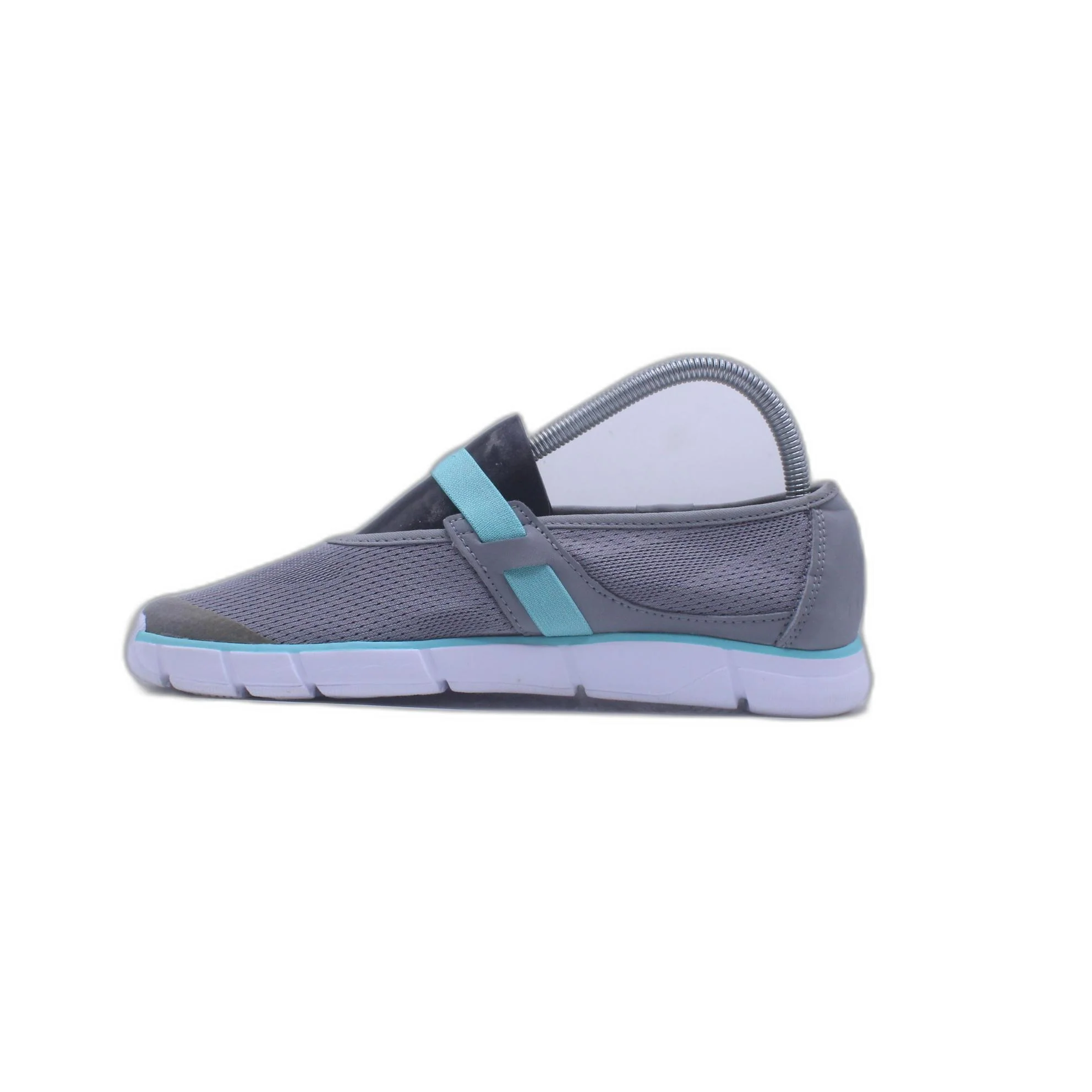 New Feel Light & Resist Sneaker - Image 2