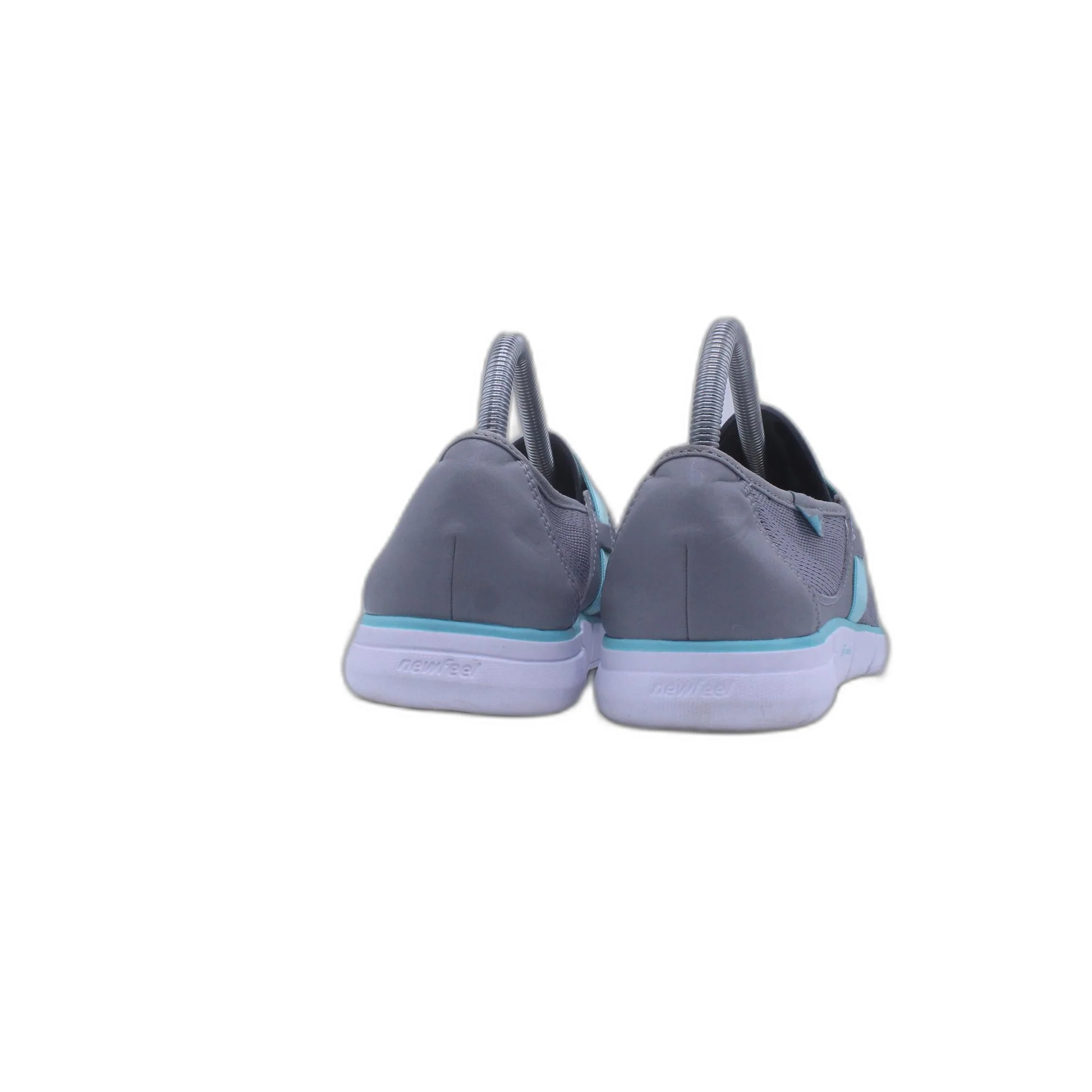 New Feel Light & Resist Sneaker - Image 4
