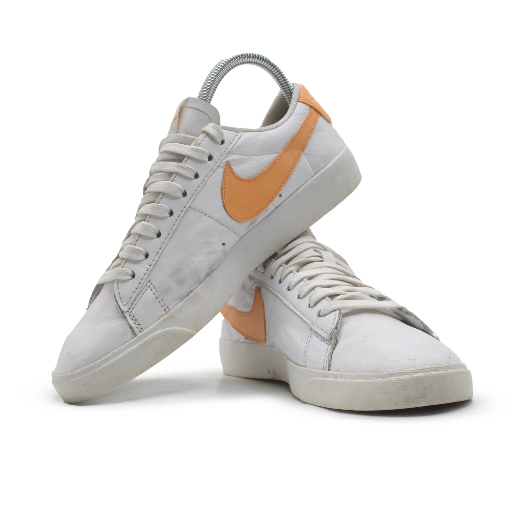 Nike Blazer Low LE Sneaker - Image 2