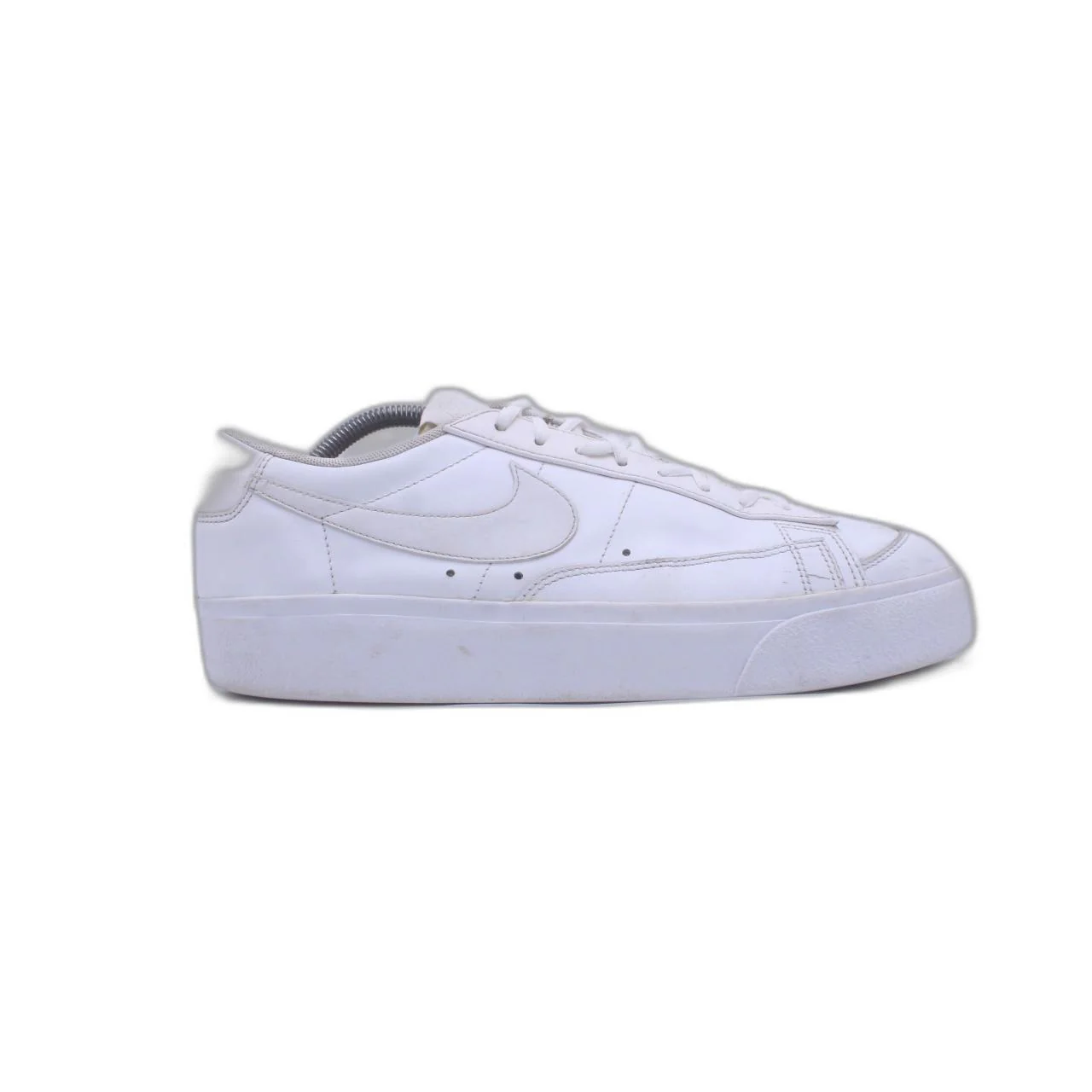 Nike Blazer Mid ‘77 White Leather Sneaker