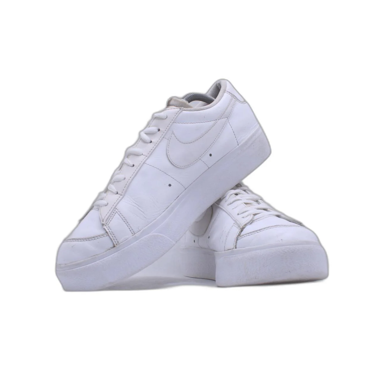 Nike Blazer Mid ‘77 White Leather Sneaker - Image 5