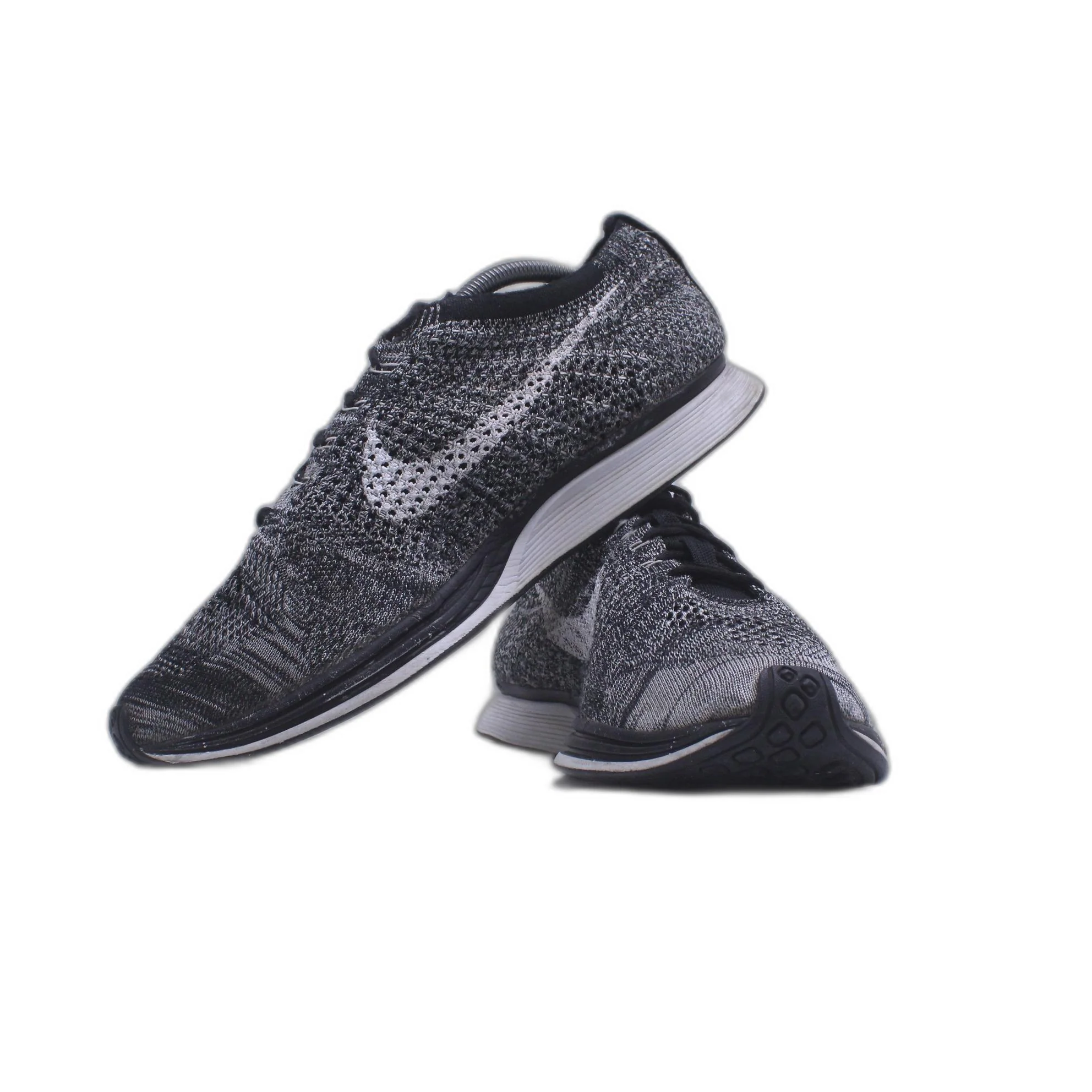 NIKE FLYKNIT RACER SHOE - Image 5
