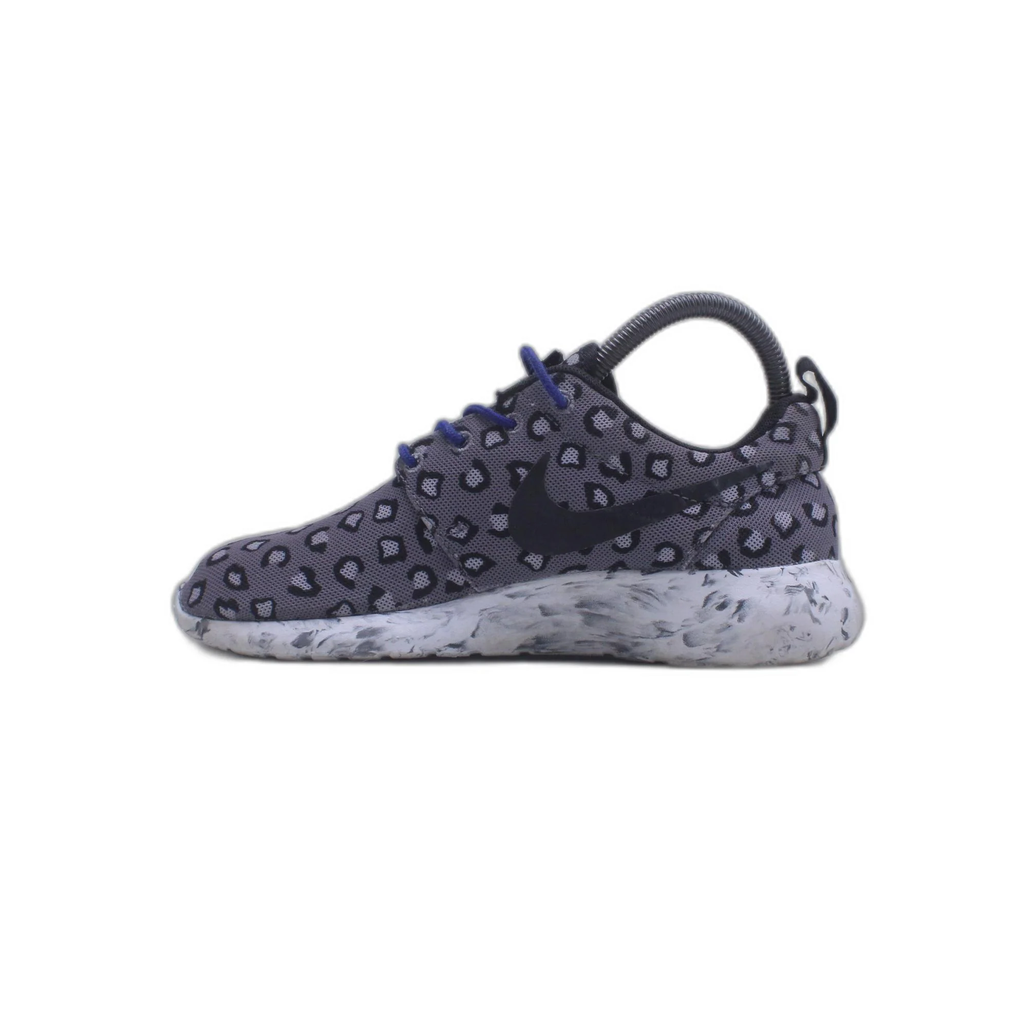 Nike Flyknit Roshe Run ID Women Shoe - Image 2