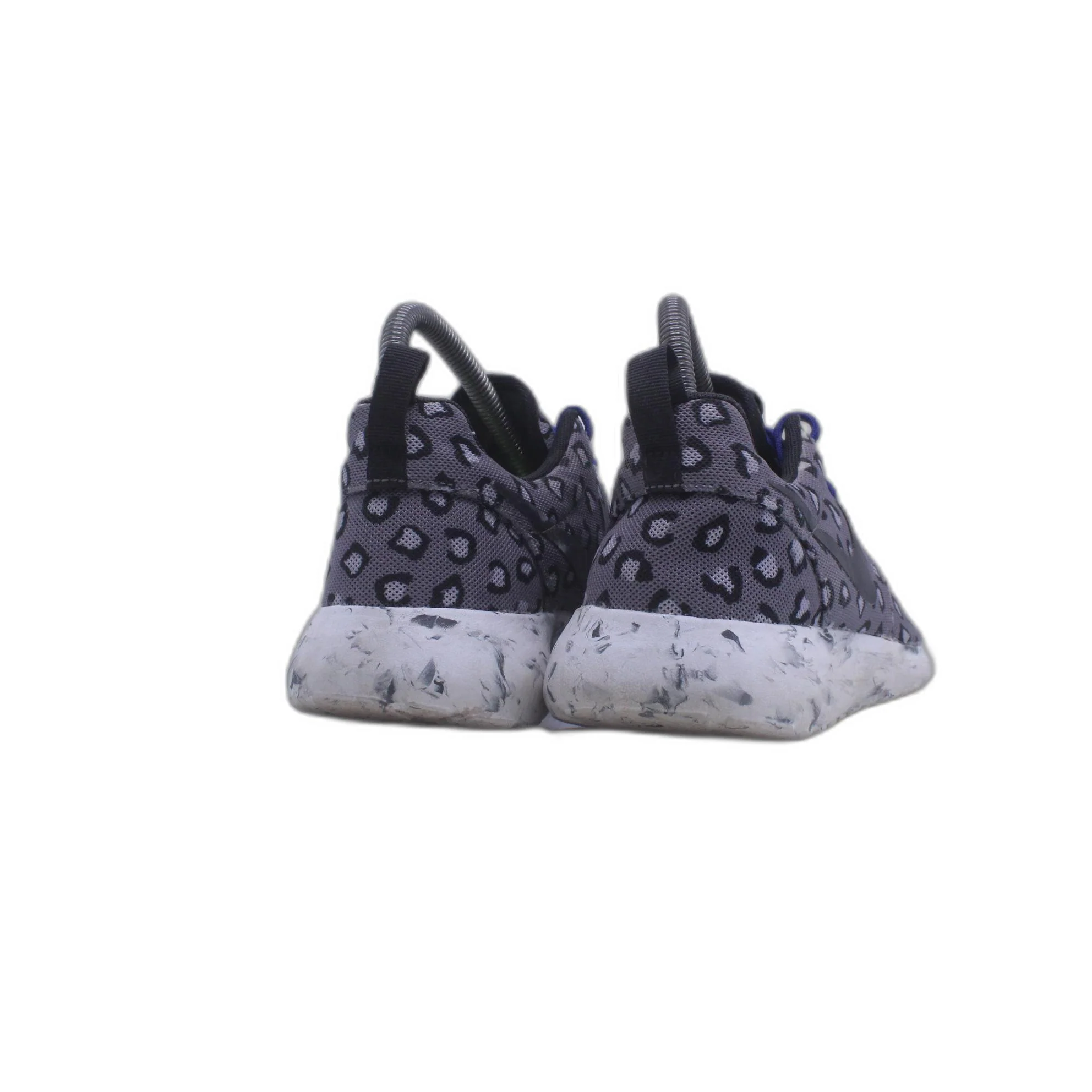 Nike Flyknit Roshe Run ID Women Shoe - Image 4