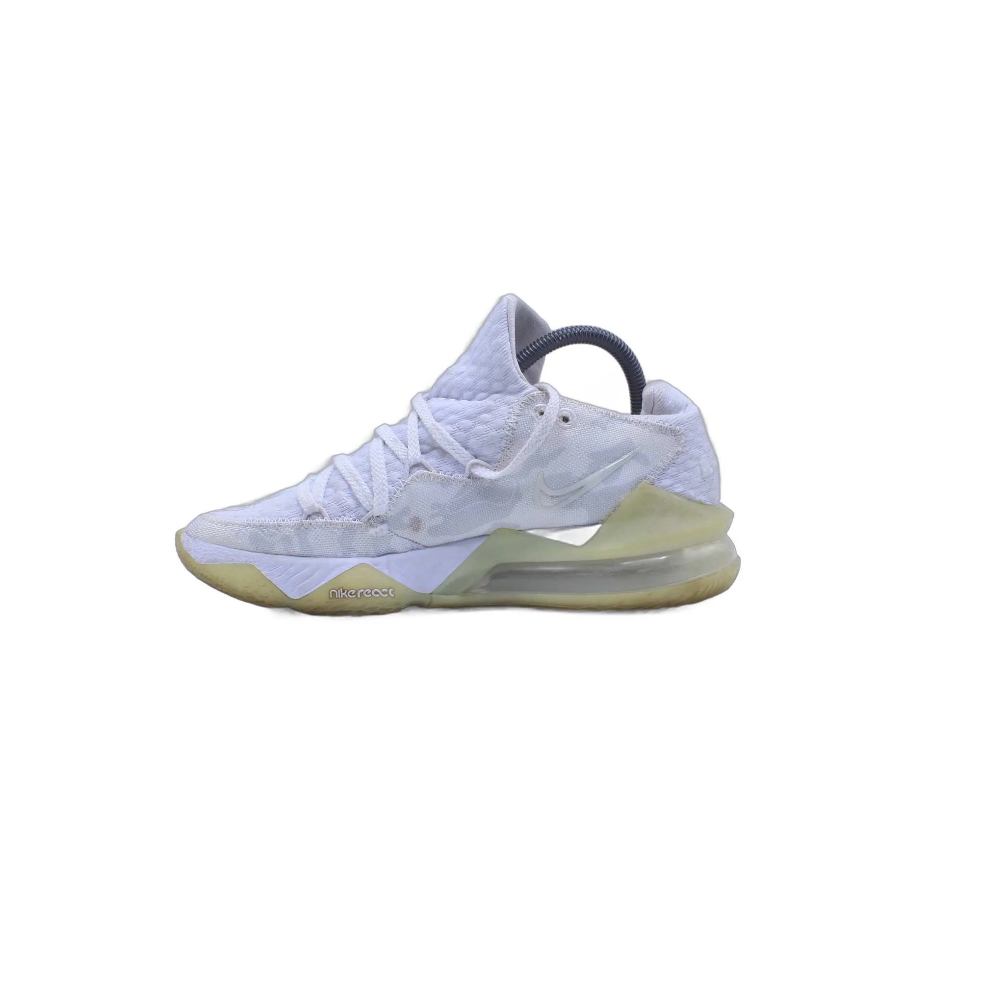 Nike LeBron 17 Low 'White Camo' Shoe - Image 2