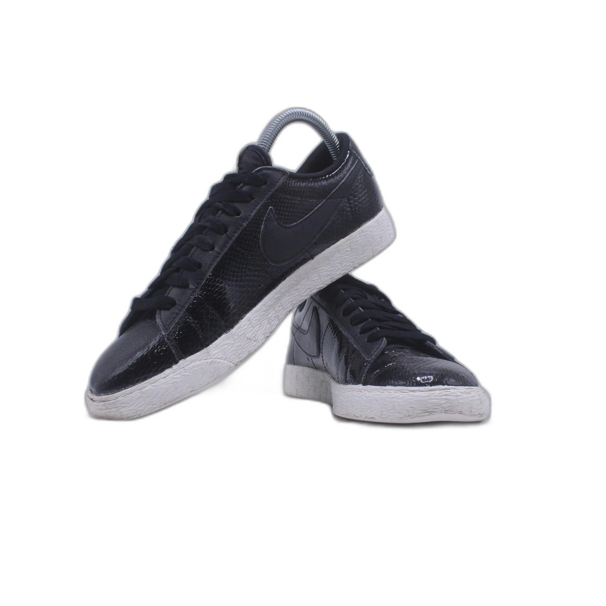 Nike SB Blazer Low Sneaker - Image 5