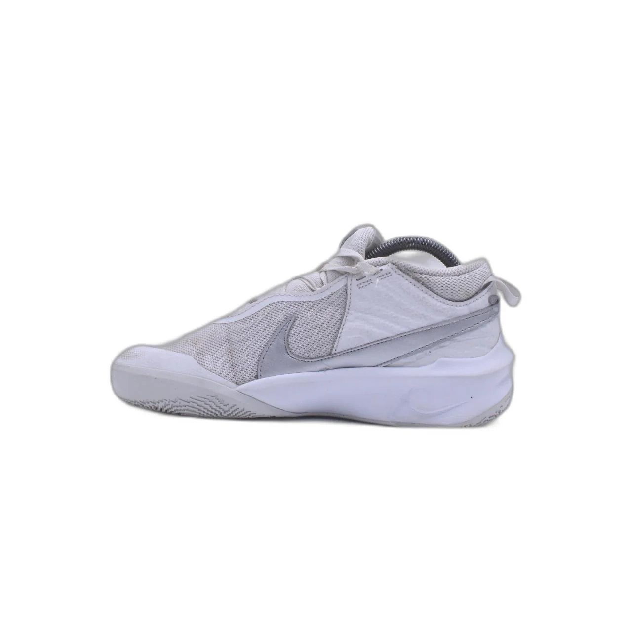 Nike Team Hustle D10 Sneaker - Image 2