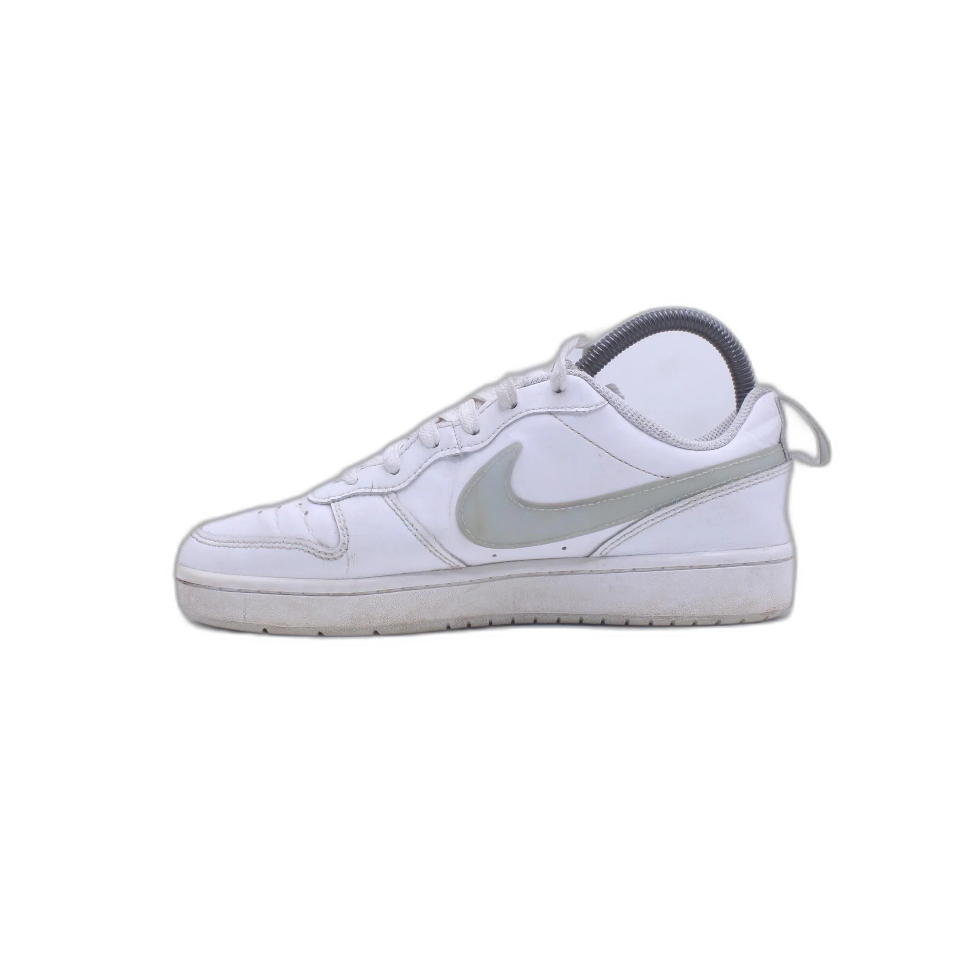 NIKE WHITE SHOES - Image 2