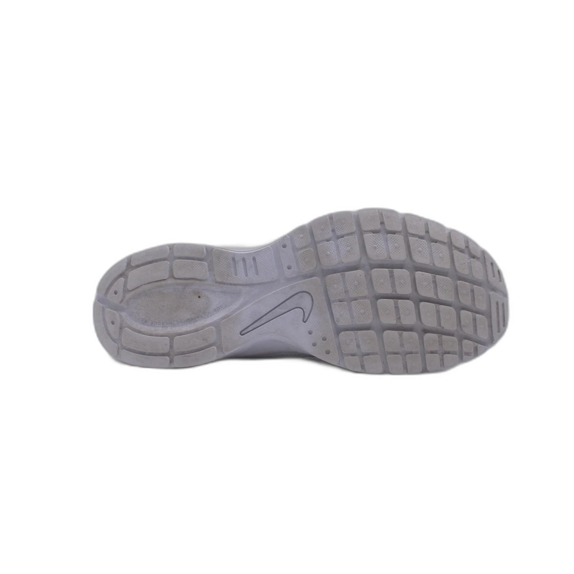 Nike White Sneaker - Image 3