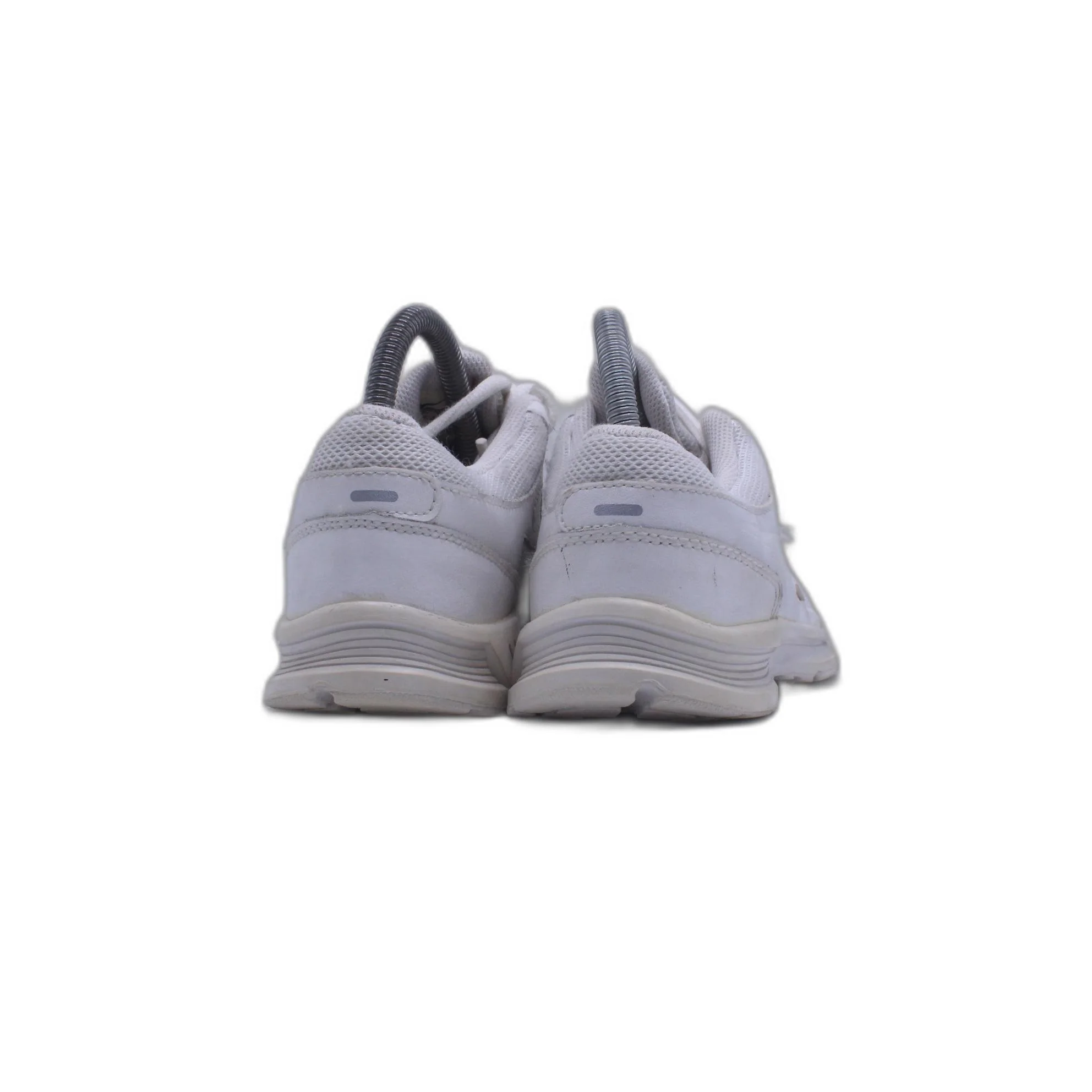 Nike White Sneaker - Image 4