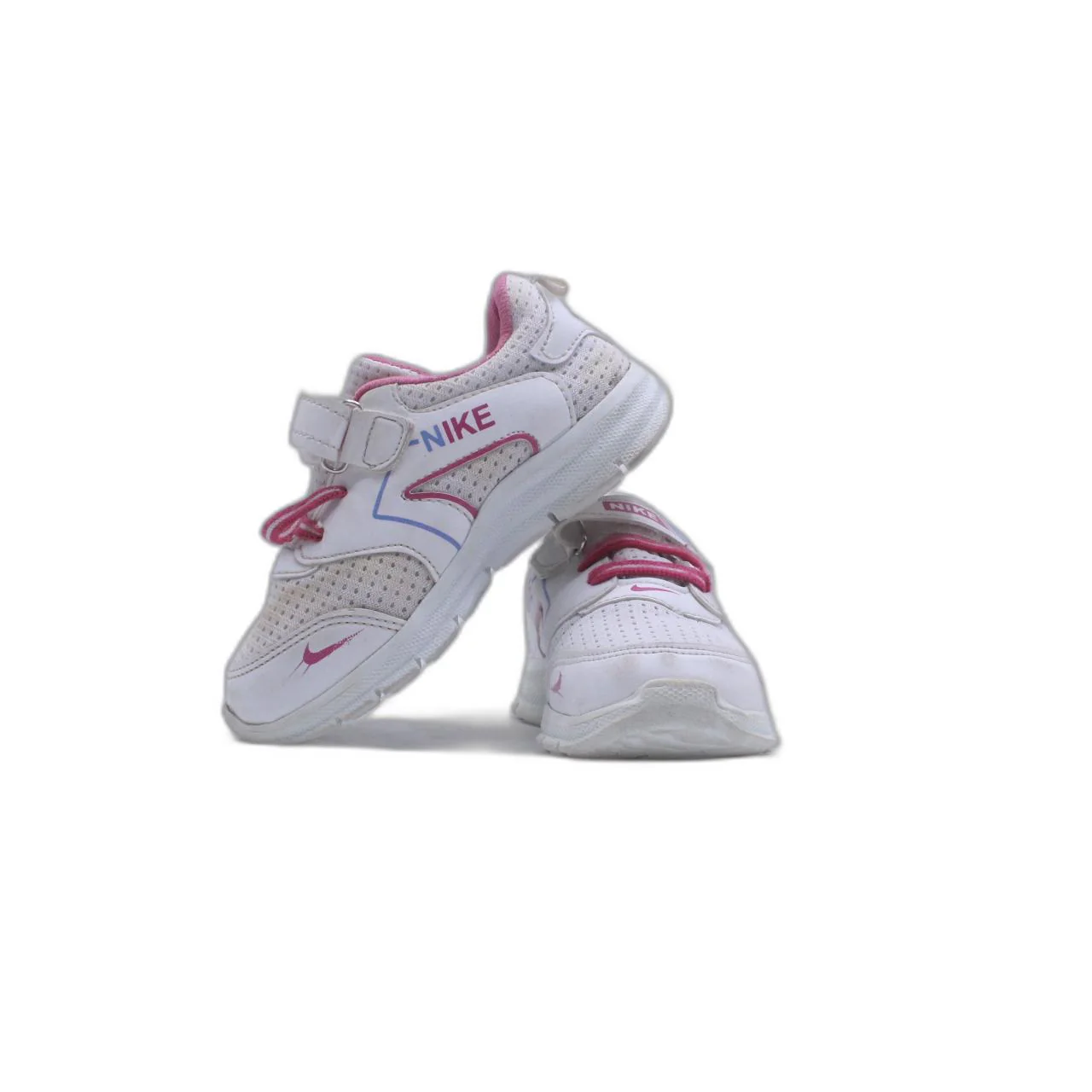 Nike White Sneaker - Image 5