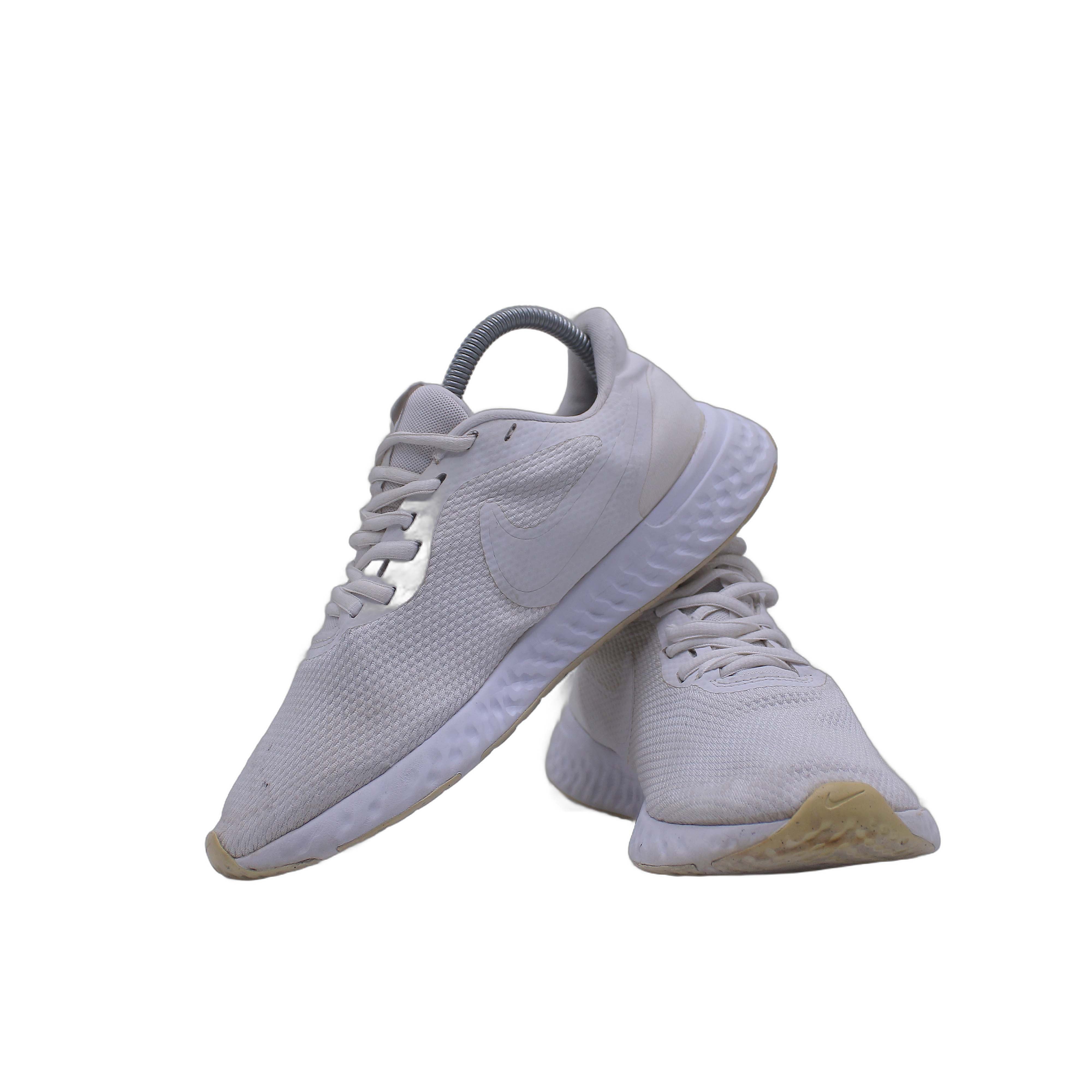 Nike White Sneakers - Image 5