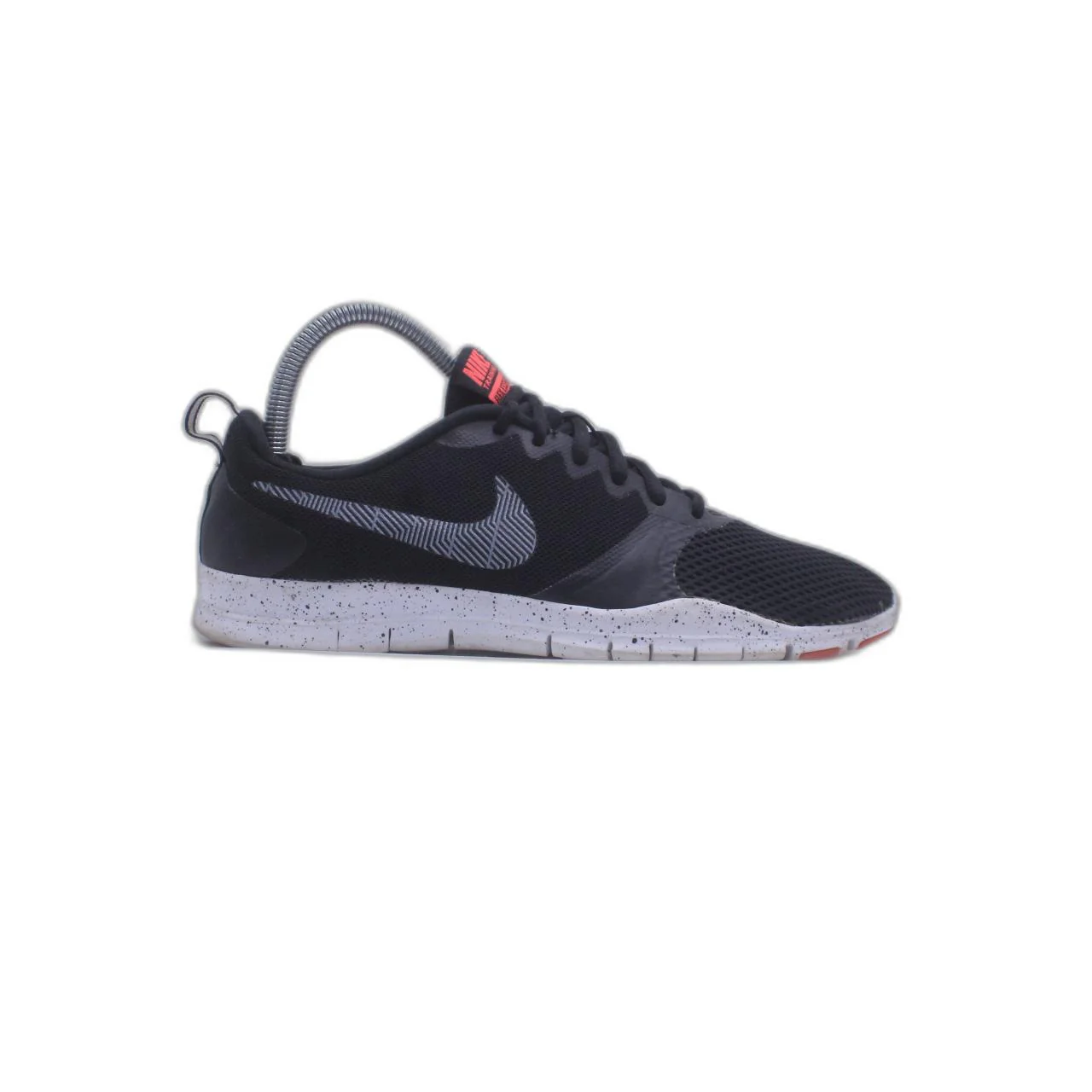 Nike Women's Free TR Focus Flyknit Training Shoe