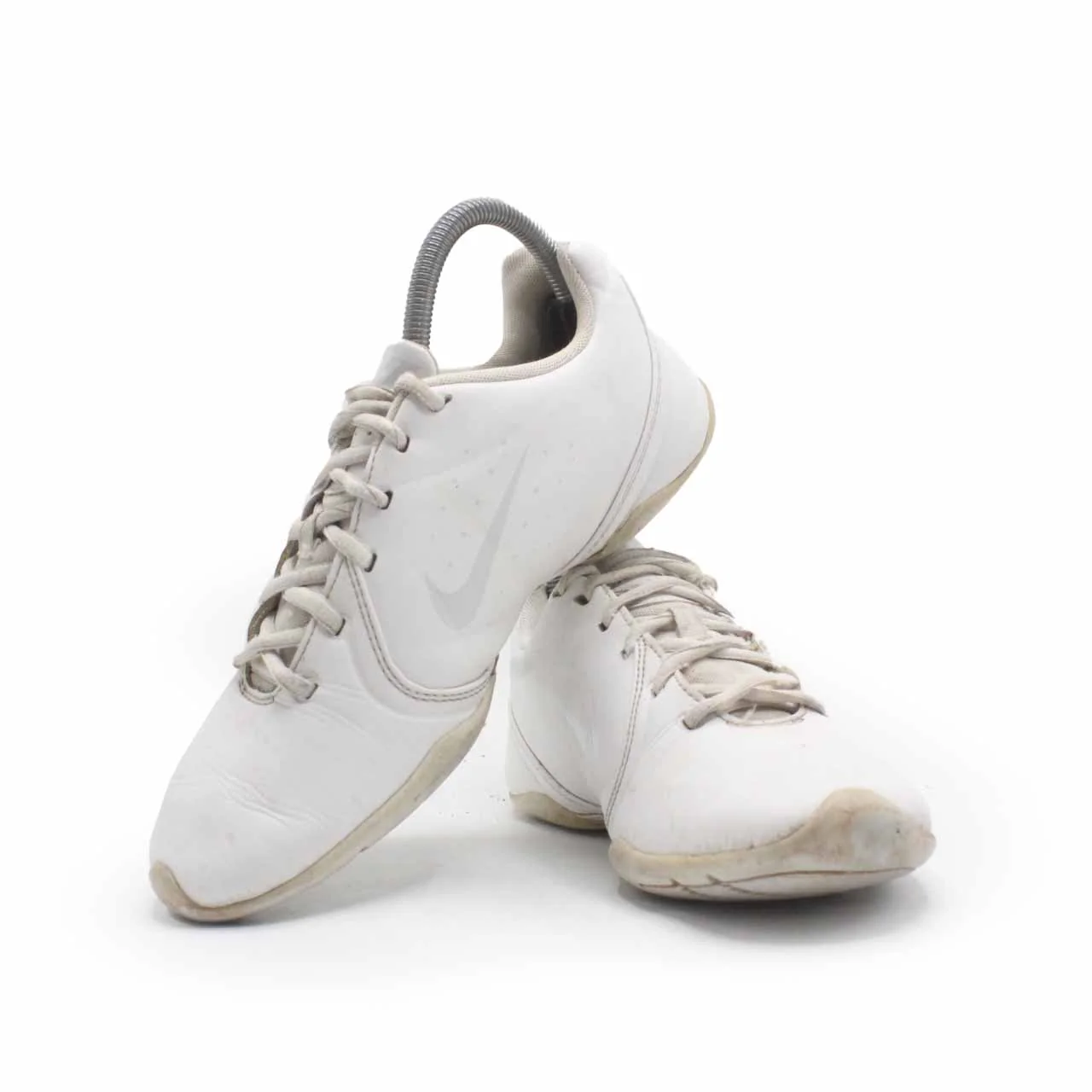 Nike Womens Sideline III Low Top Shoe - Image 2