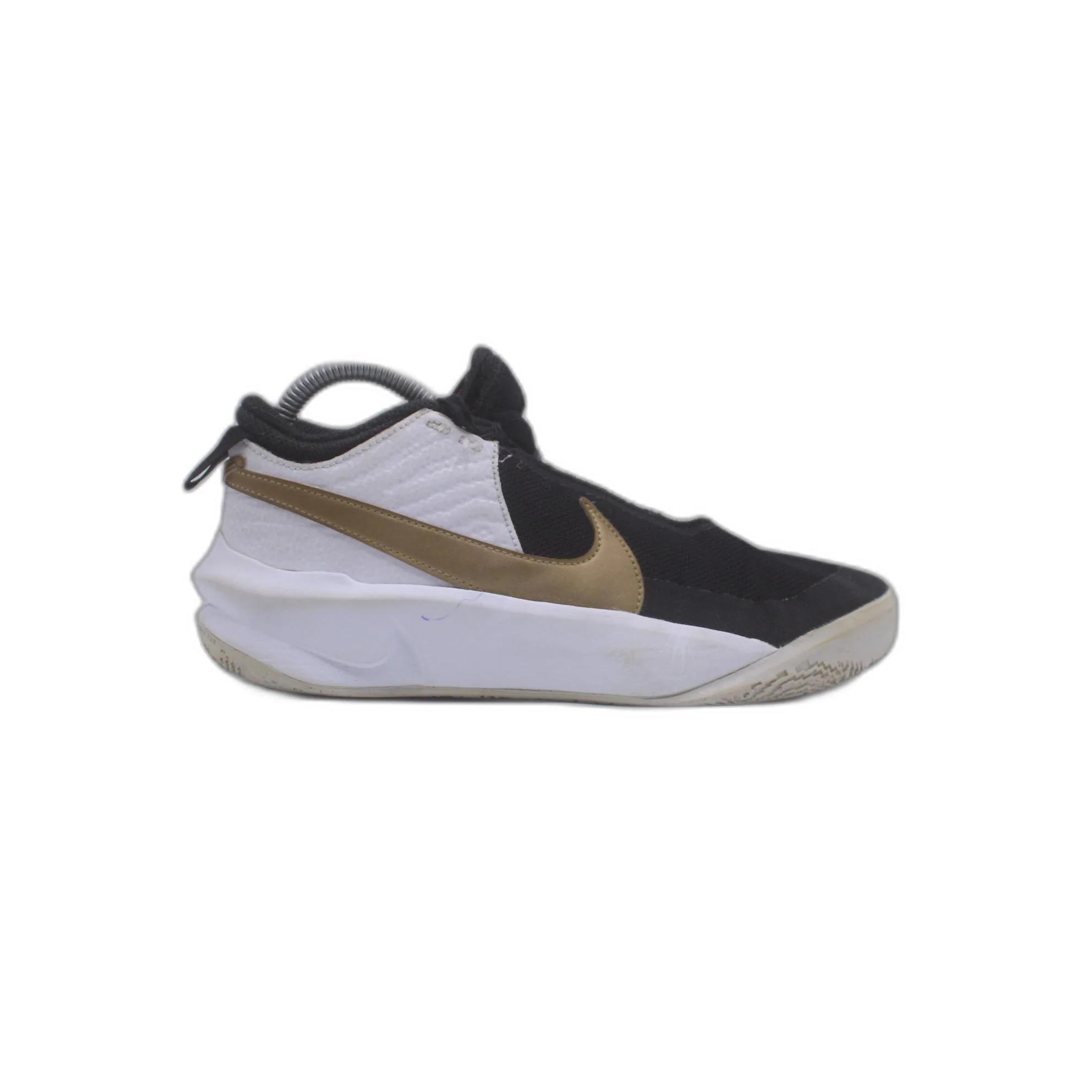 Nike Youth Boy's Team Hustle D 10 Basketball Shoe