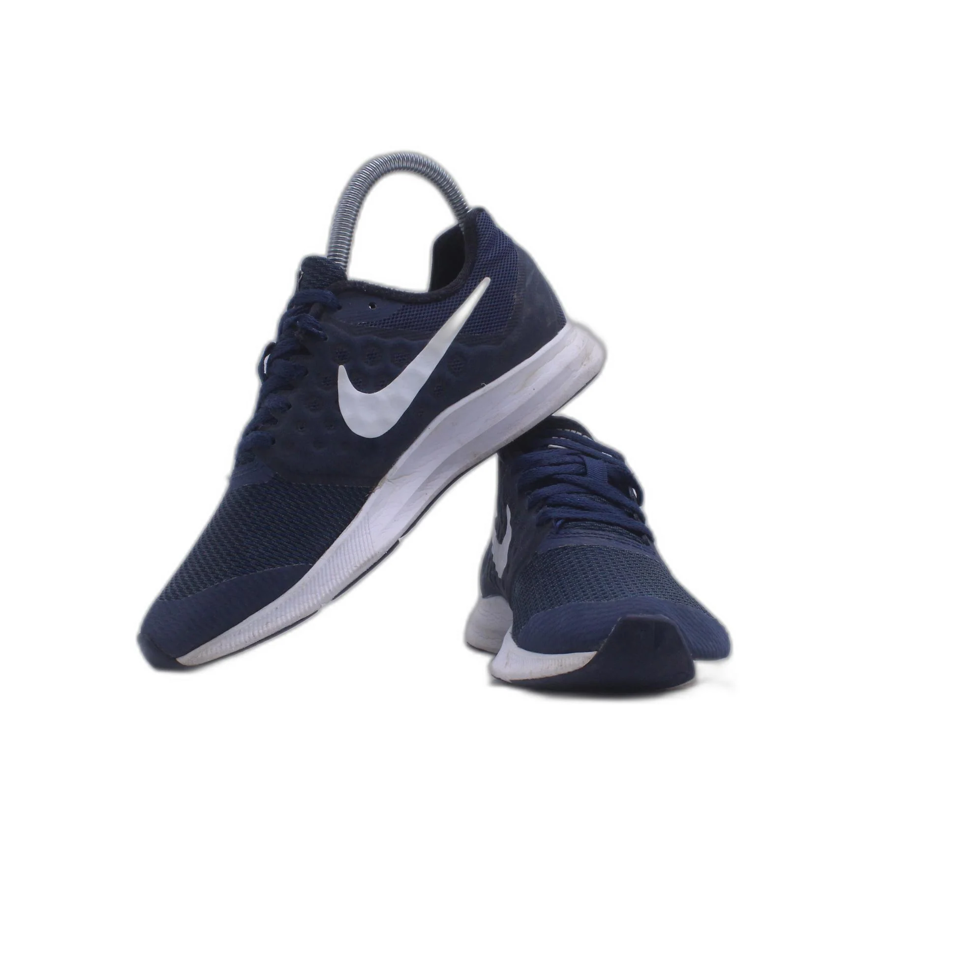 Nike Youth Downshifter 7 Low Top Athletic Shoe - Image 5