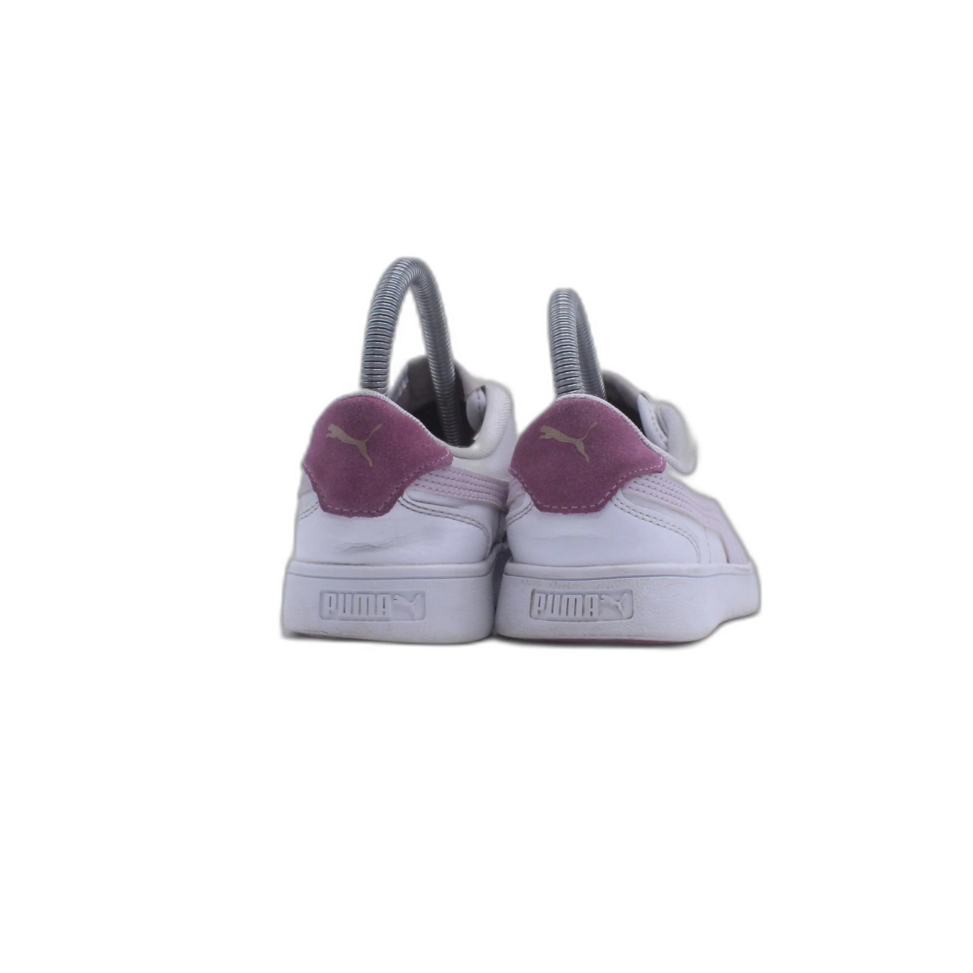 Puma Low Laces Fastened Rounded Toe Leather Sneaker - Image 4