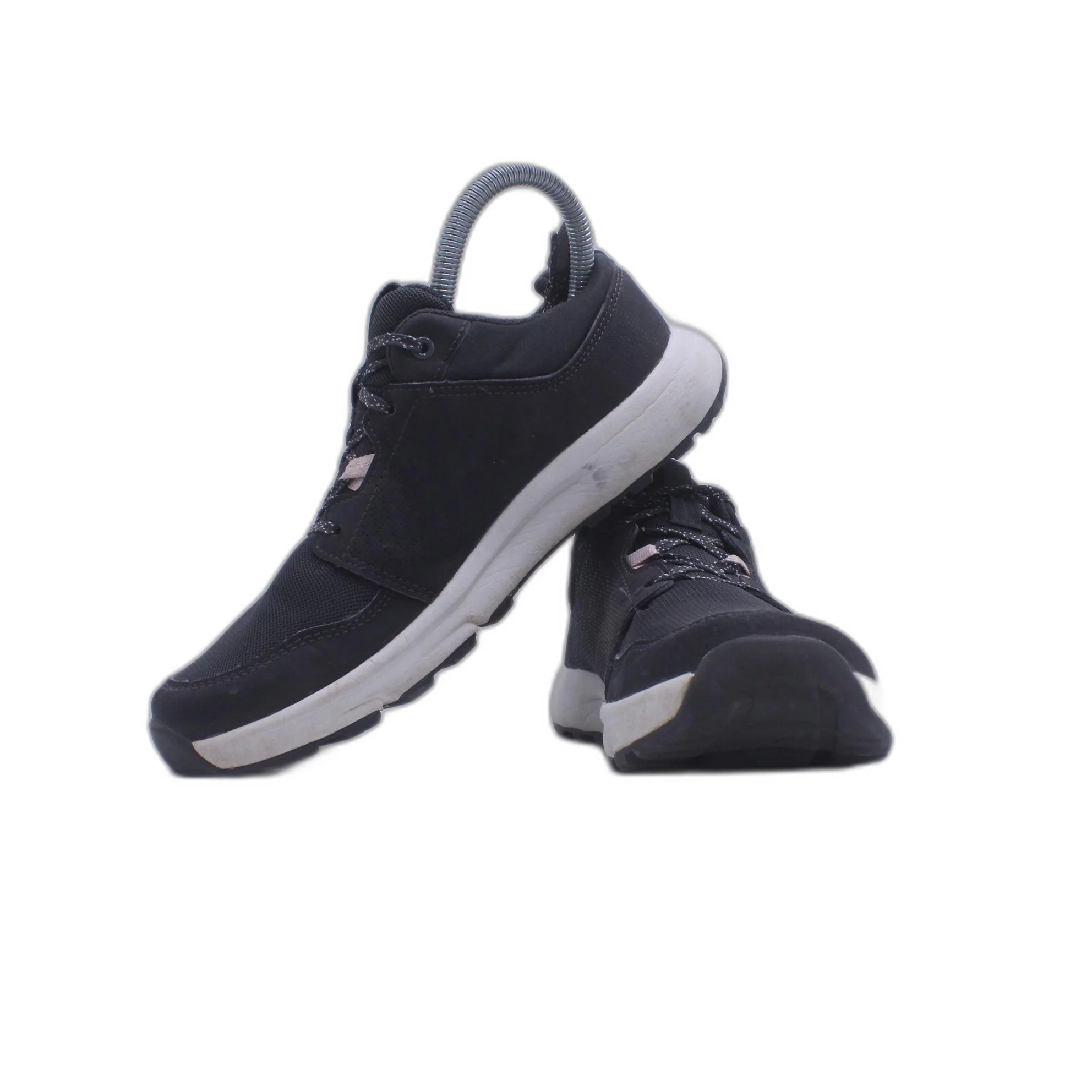 Quechua Black Sneaker - Image 5