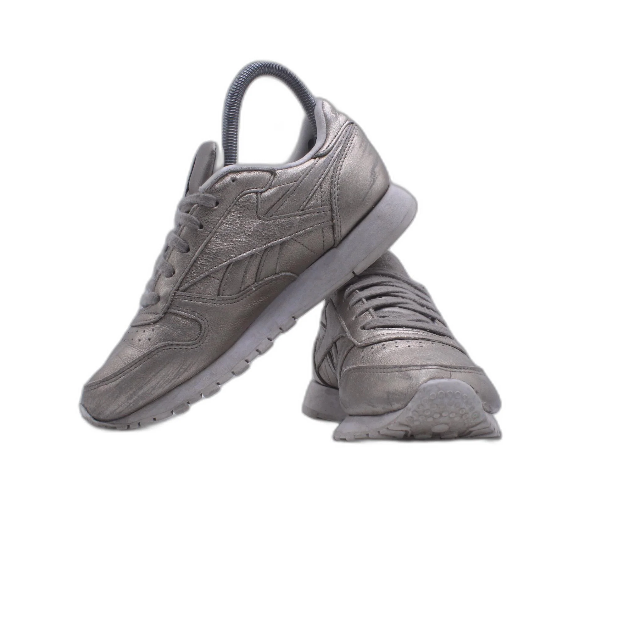 Reebok Classic Leather Athletic Sneaker - Image 5