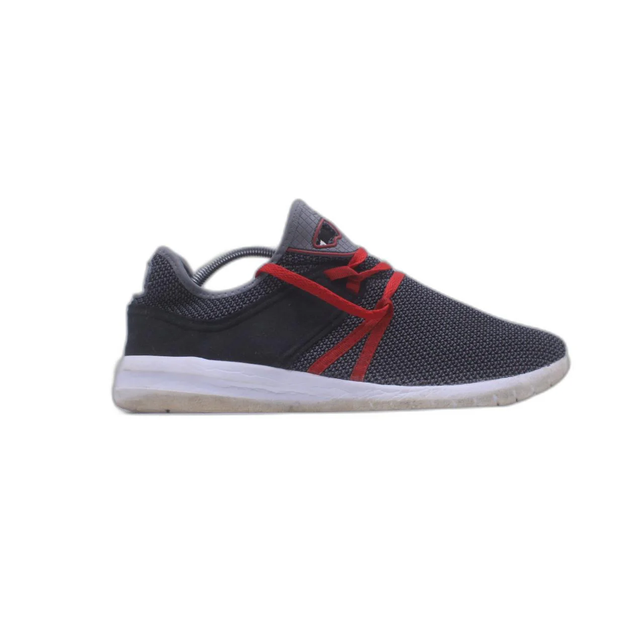 Rise Basketball Shoe