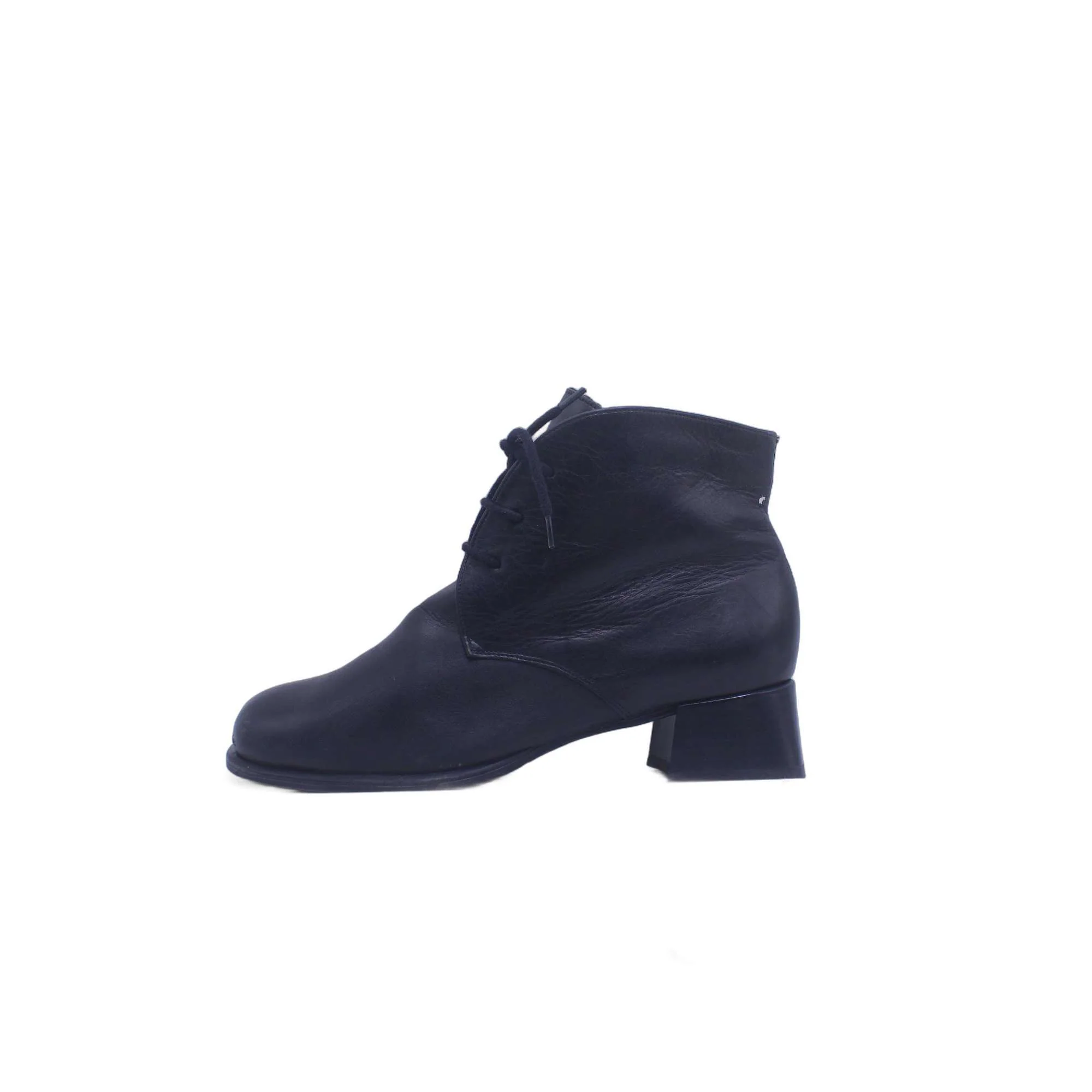 Sionic Black Leather Ankle Boot - Image 3
